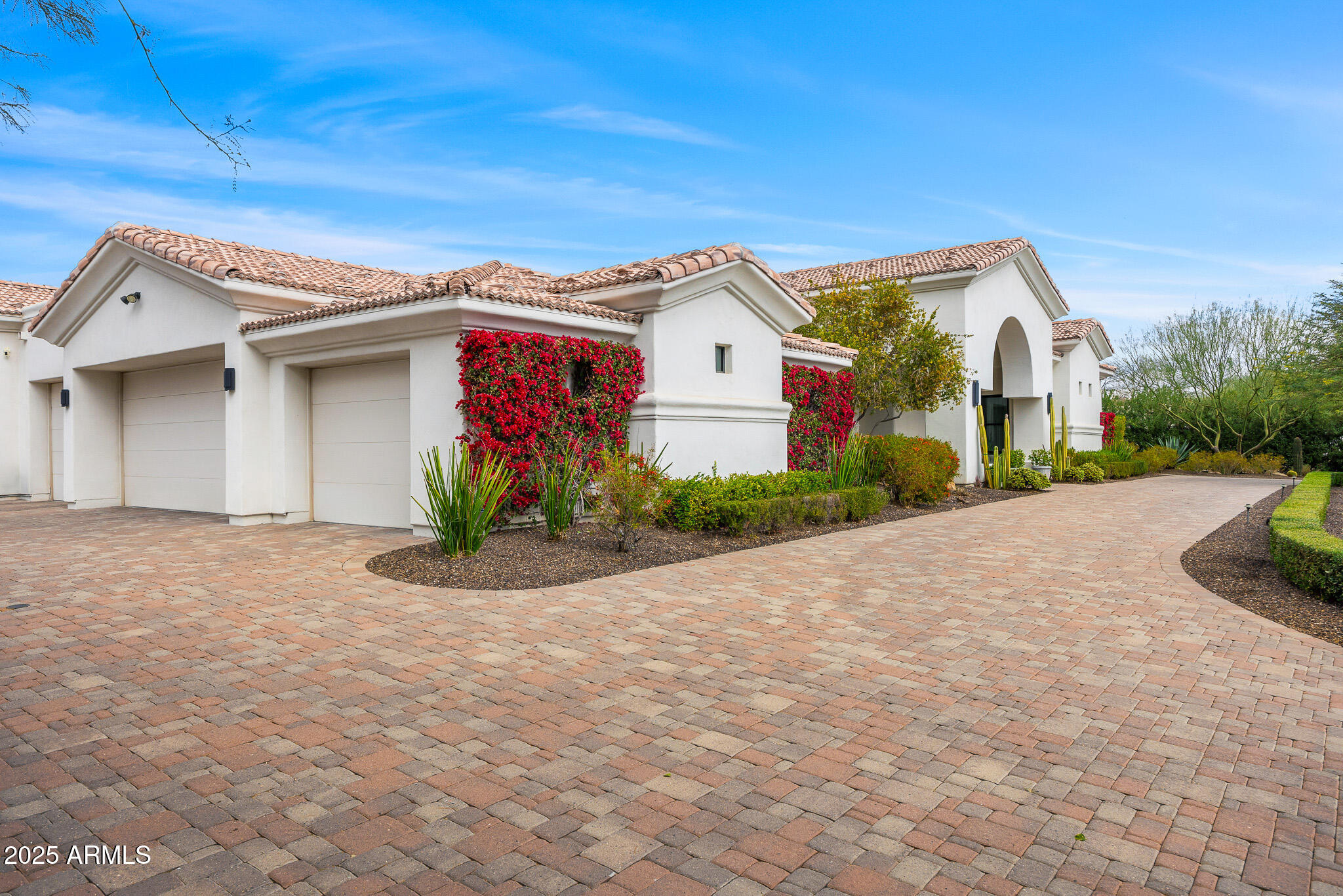 3246 E SAN MIGUEL Place