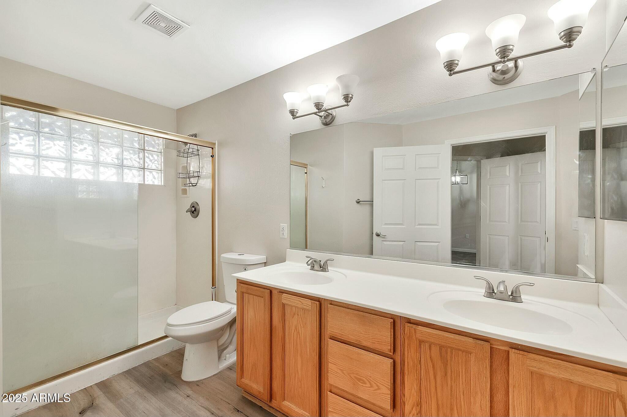 5249 E SHEA Boulevard # 214