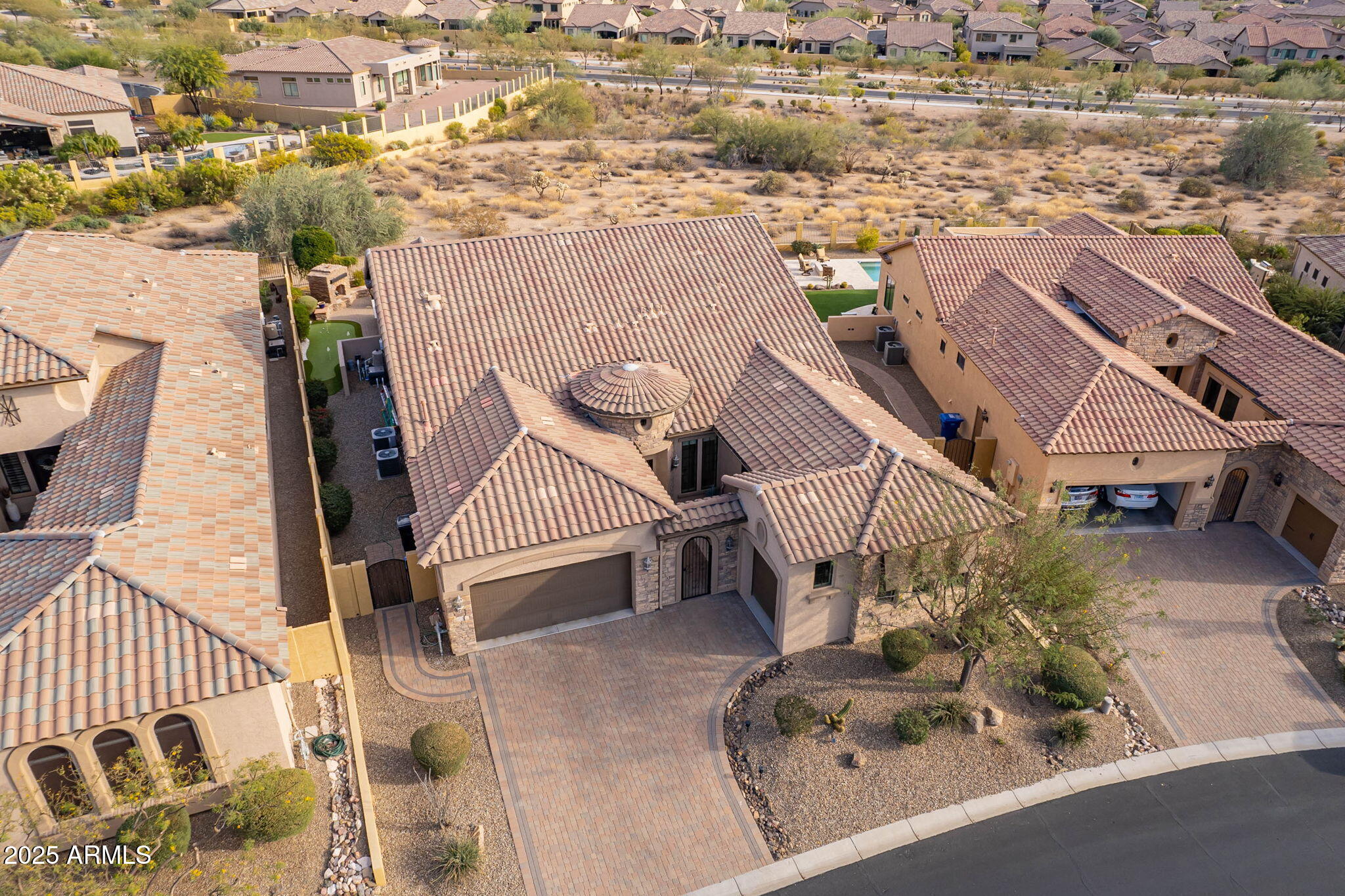 8525 E LYNWOOD Street