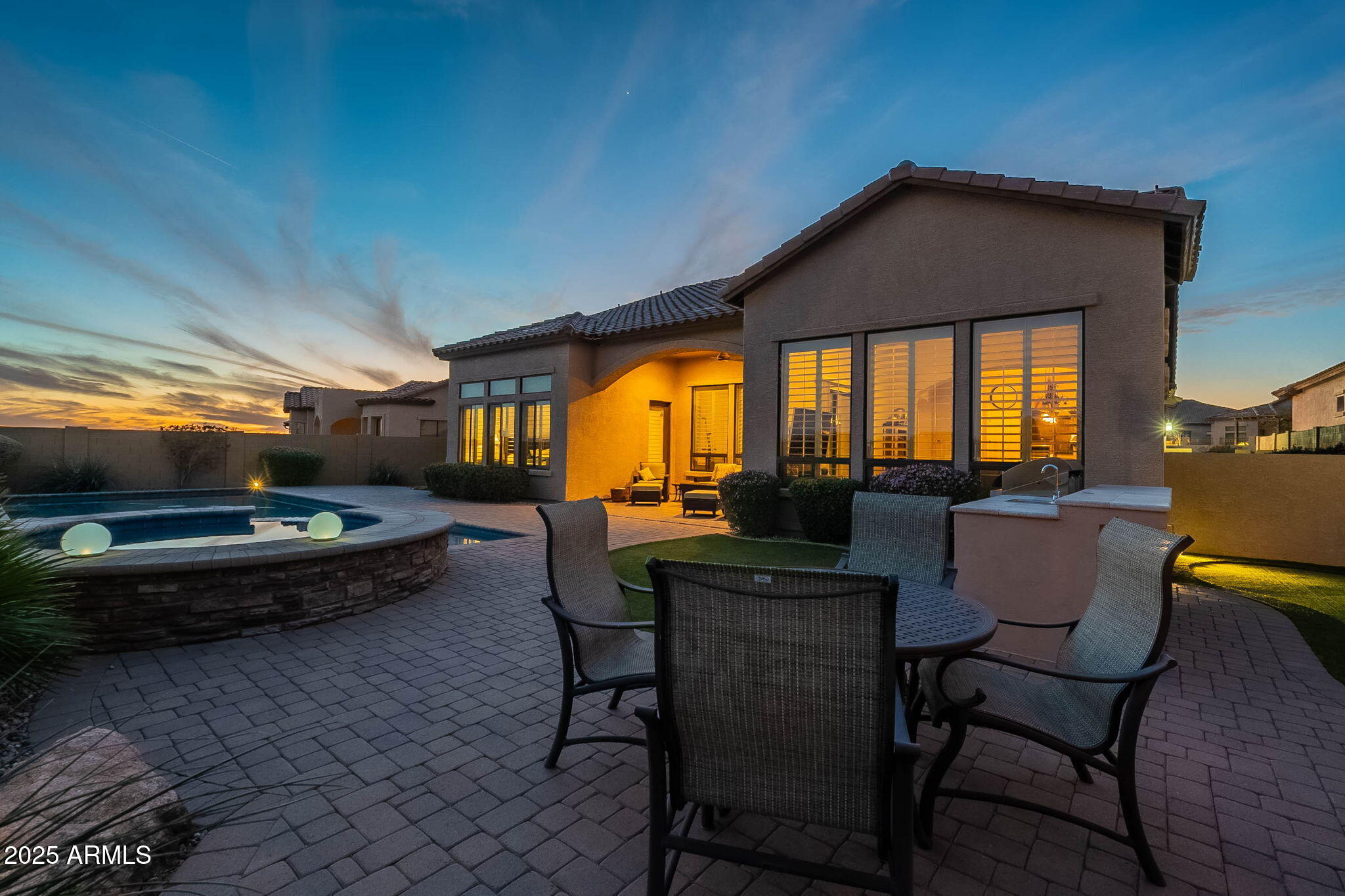 8525 E LYNWOOD Street