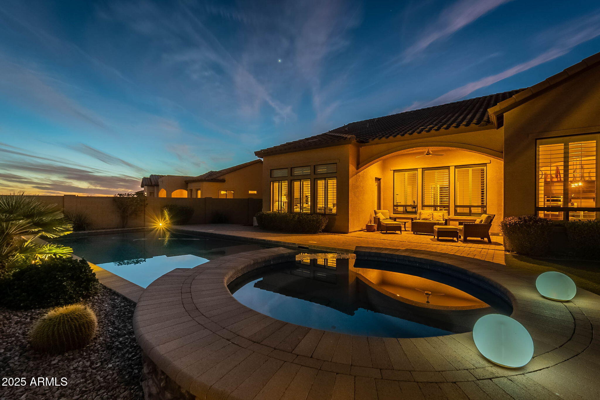 8525 E LYNWOOD Street