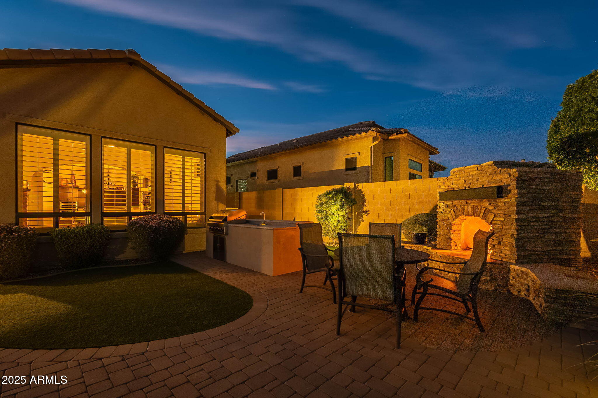 8525 E LYNWOOD Street