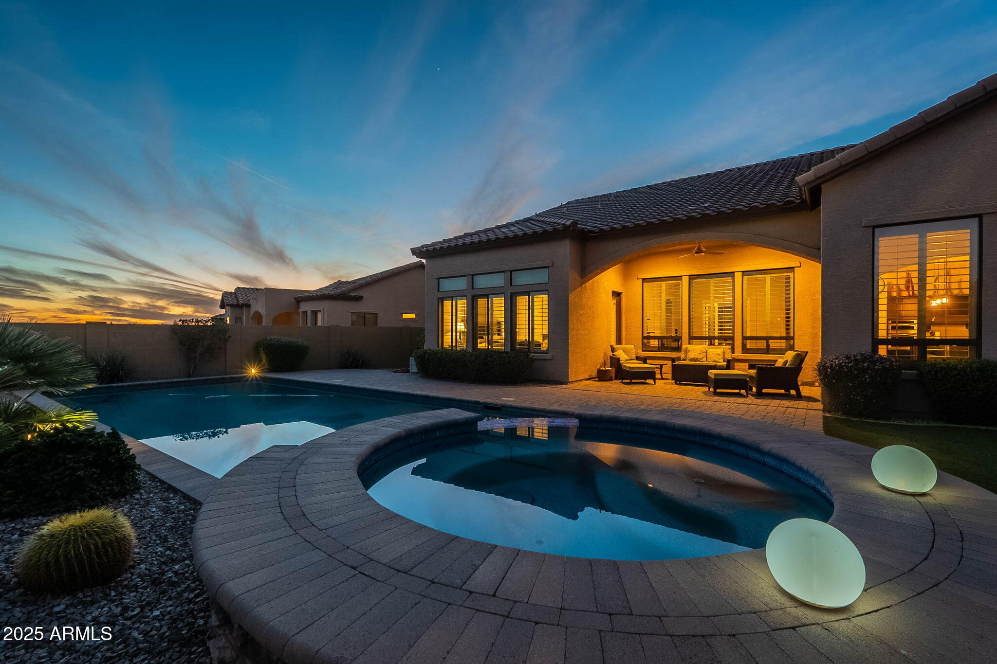 8525 E LYNWOOD Street