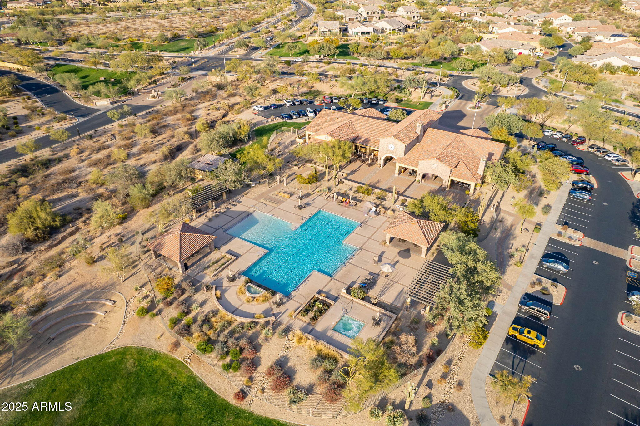 8525 E LYNWOOD Street