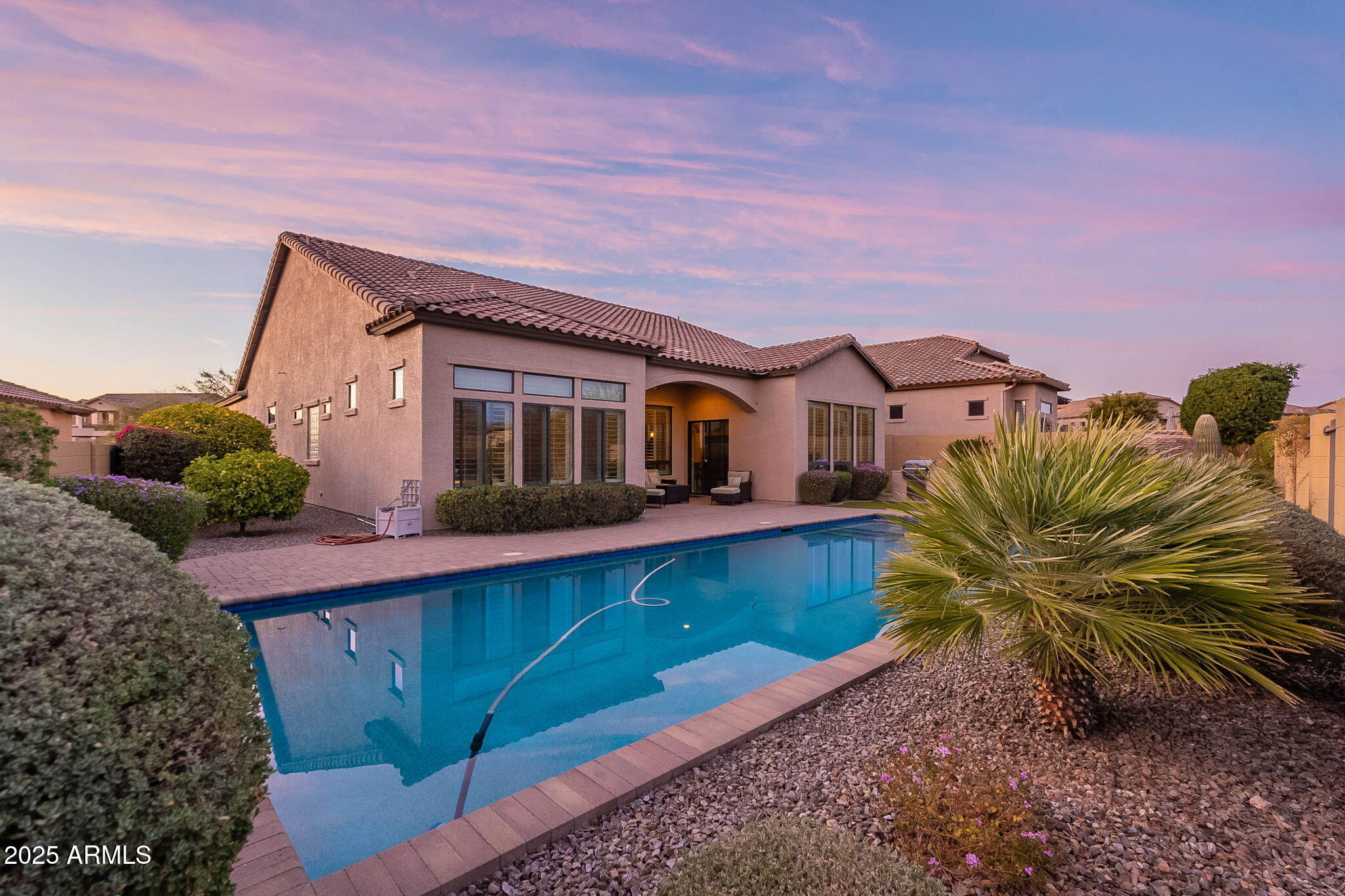 8525 E LYNWOOD Street