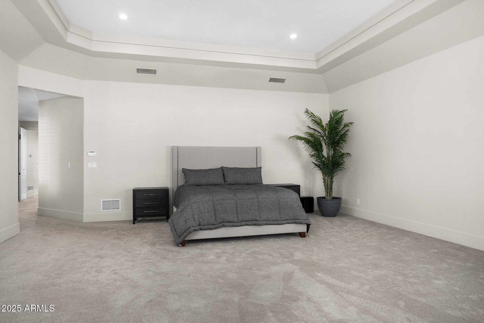 8315 N SENDERO TRES M --