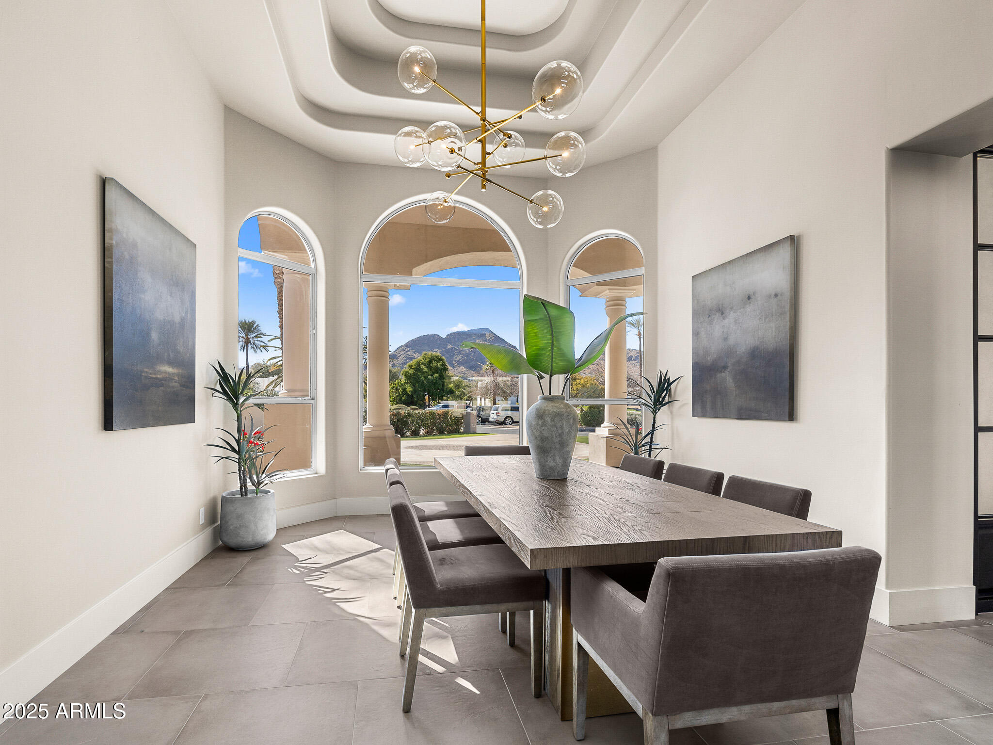 8315 N SENDERO TRES M --