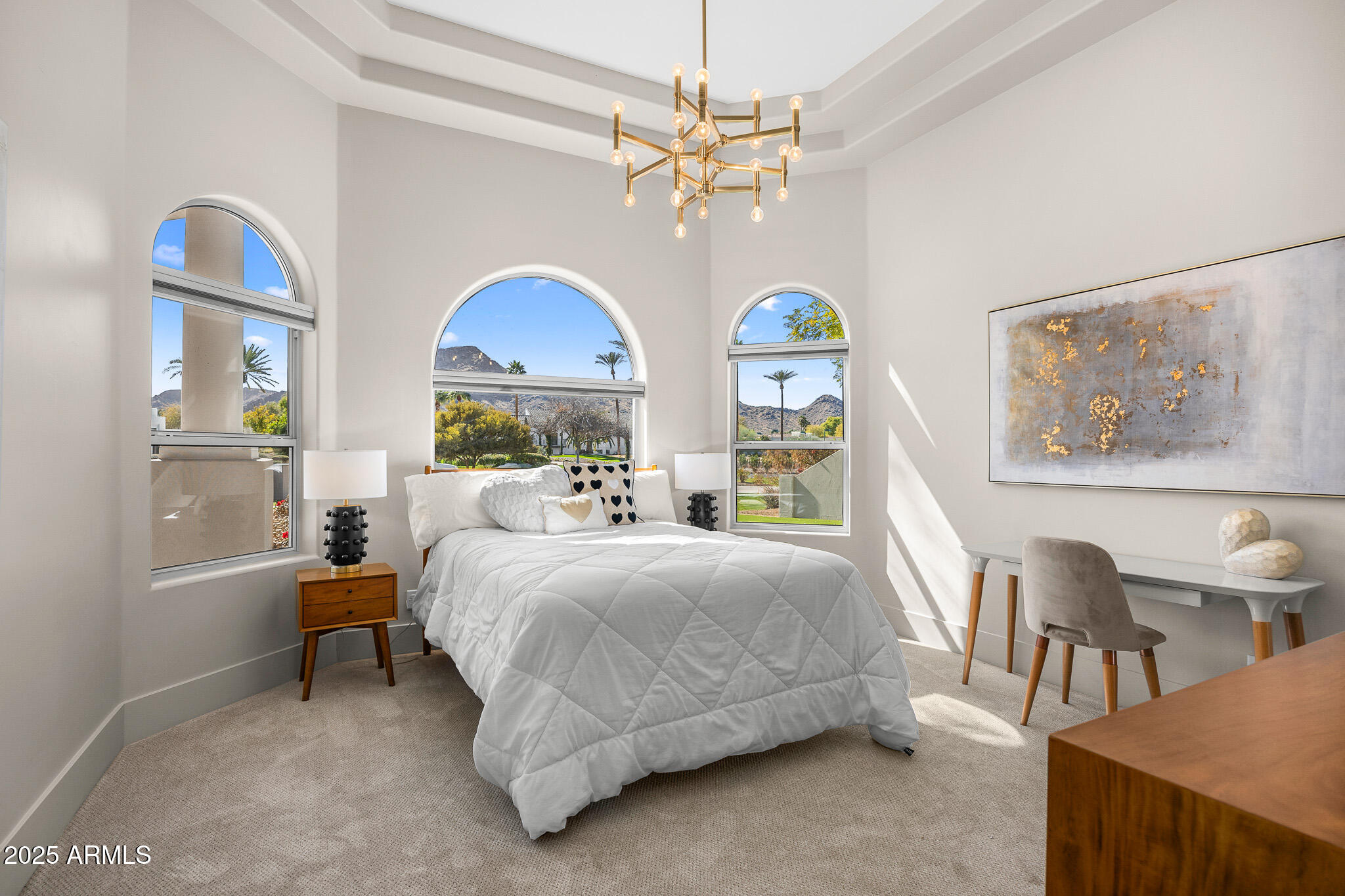 8315 N SENDERO TRES M --