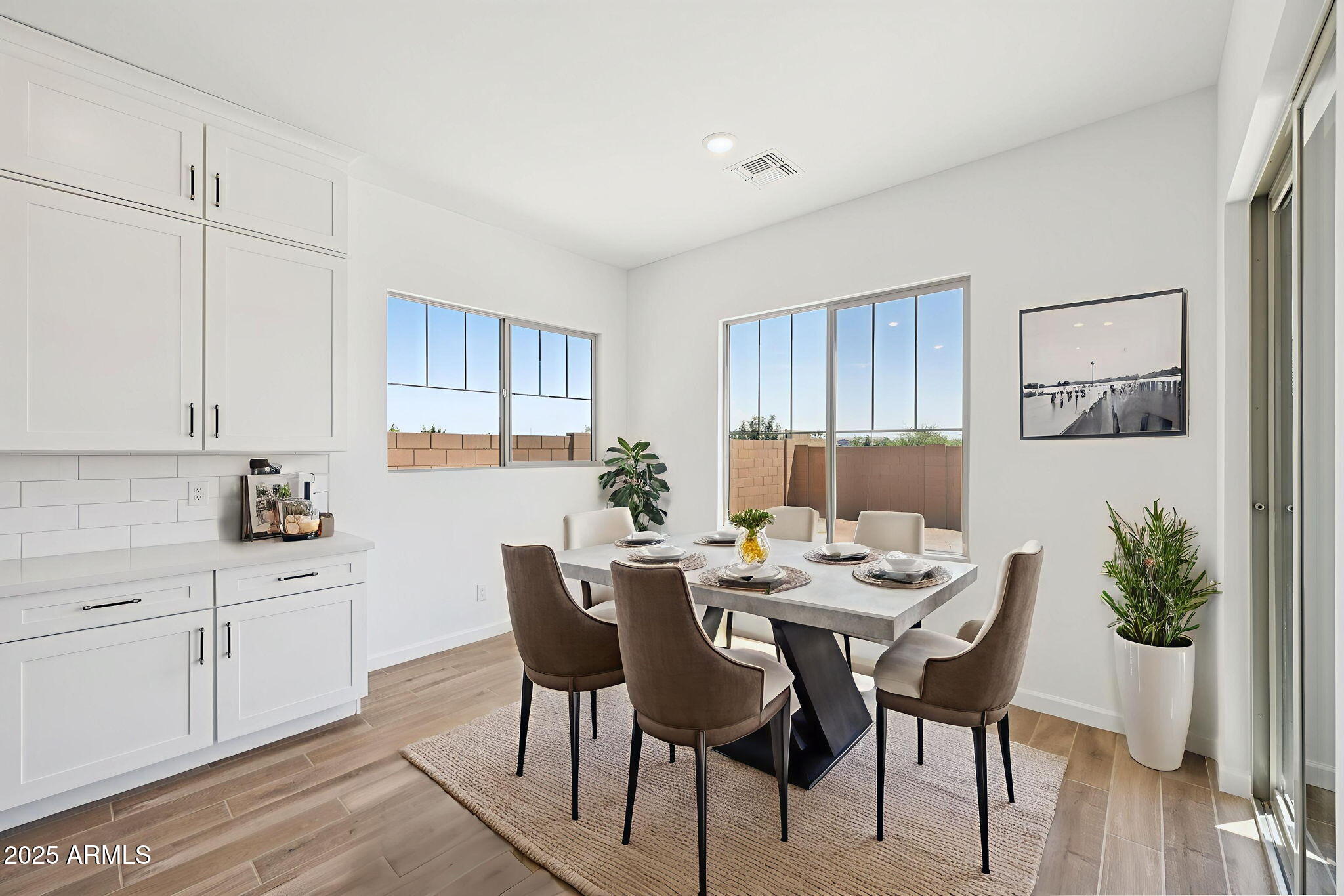 22961 E TWIN ACRES Drive