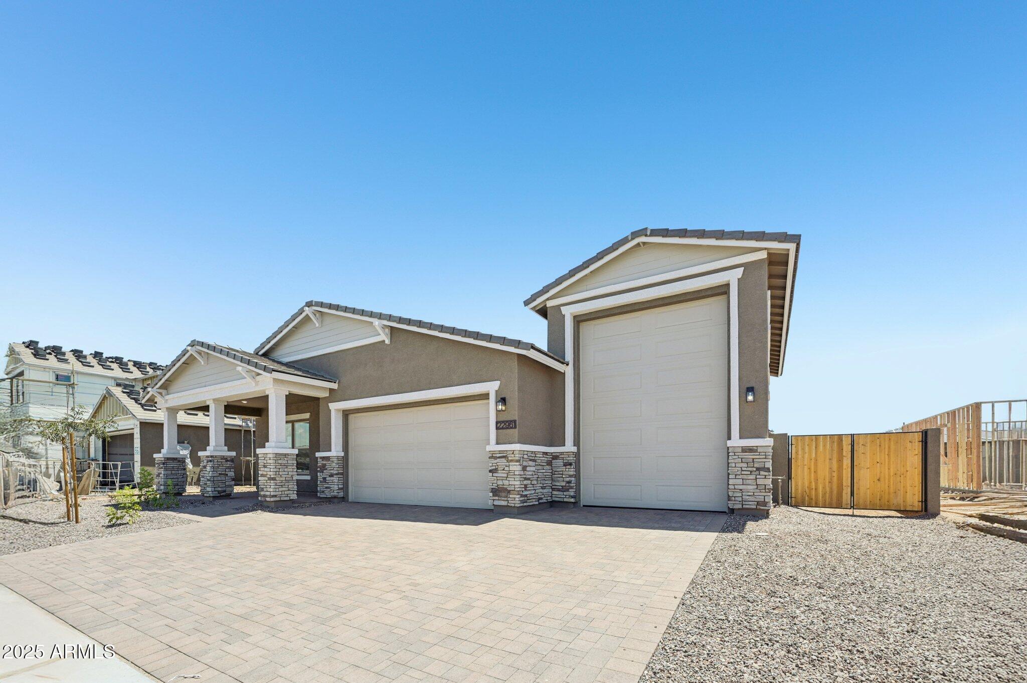 22961 E TWIN ACRES Drive