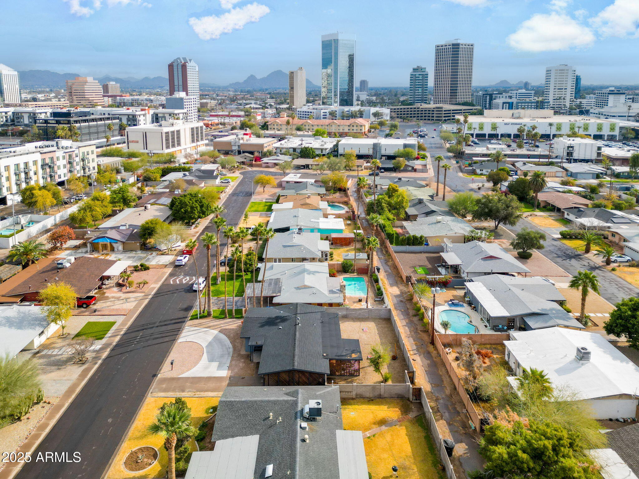 443 W MULBERRY Drive