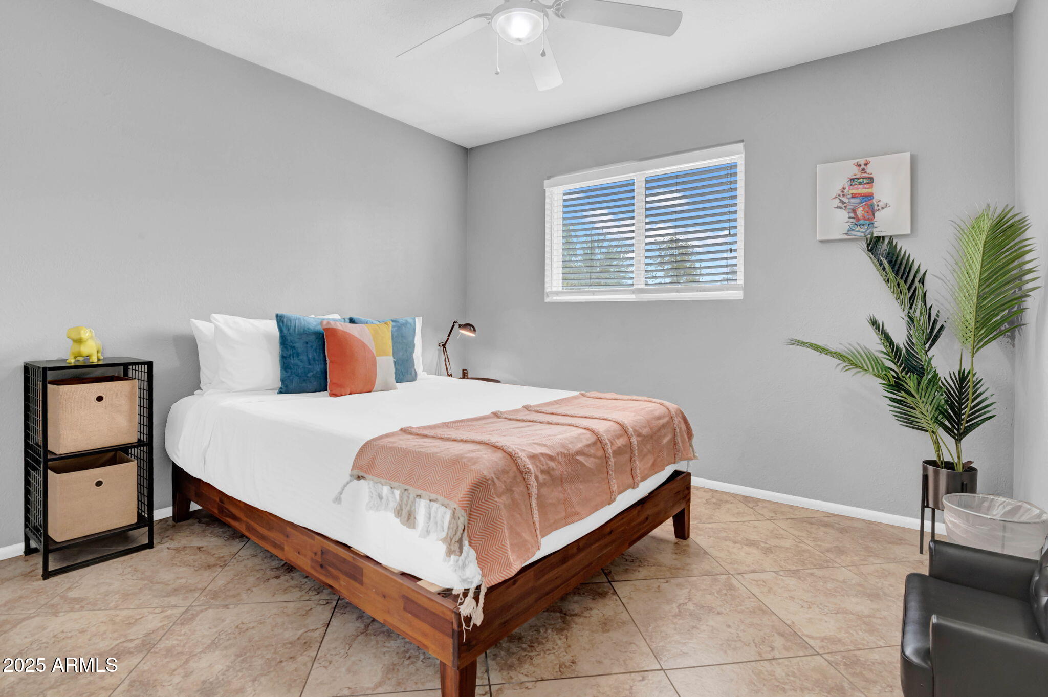 443 W MULBERRY Drive