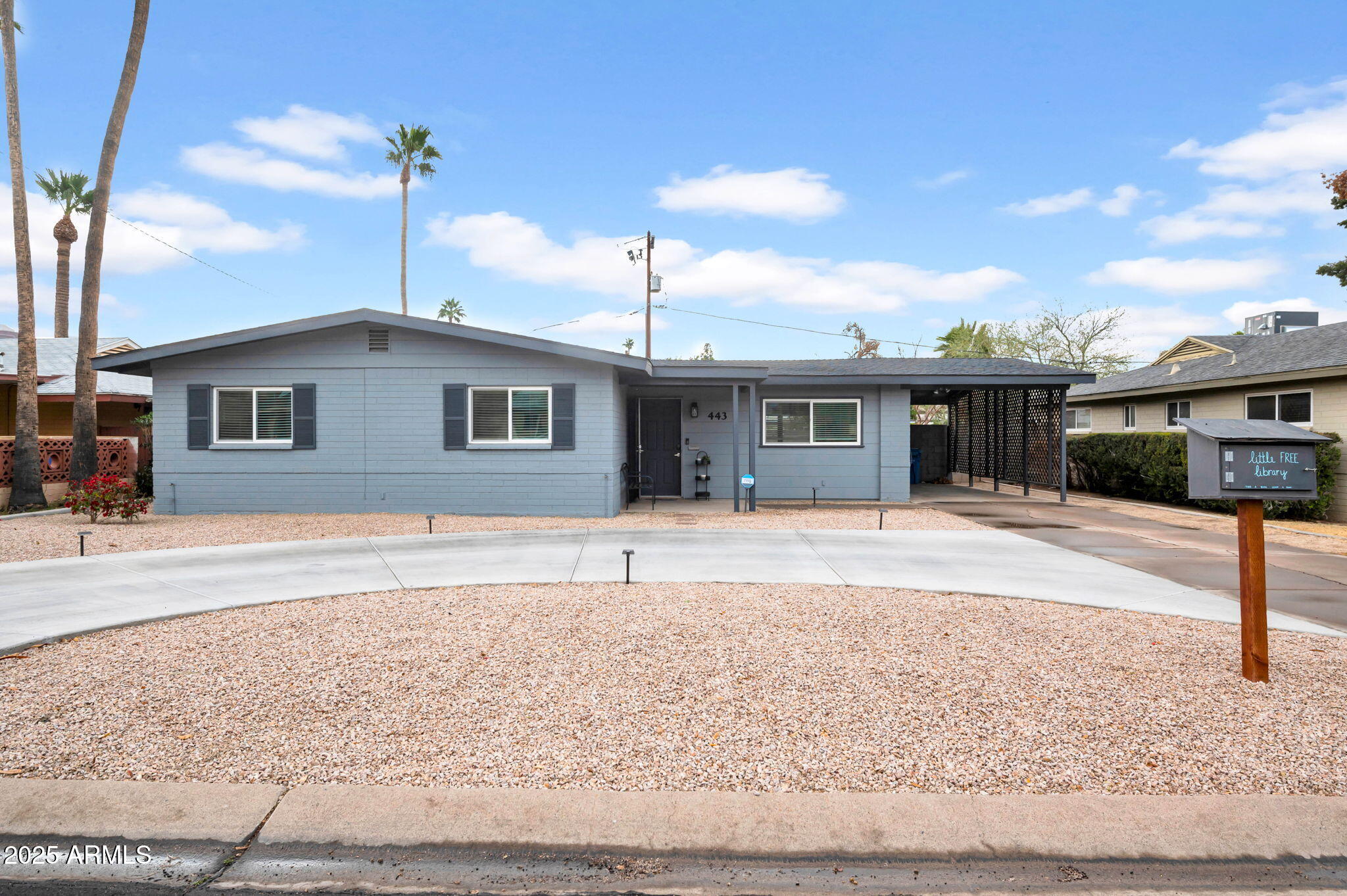 443 W MULBERRY Drive