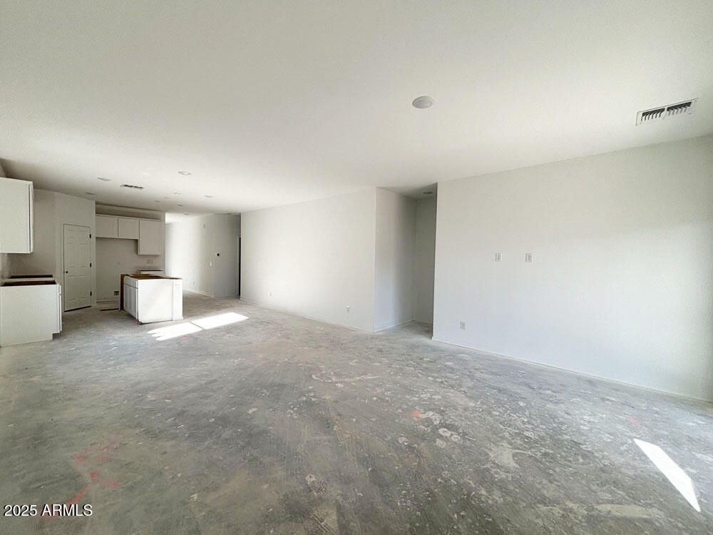 47747 W KENNER Drive