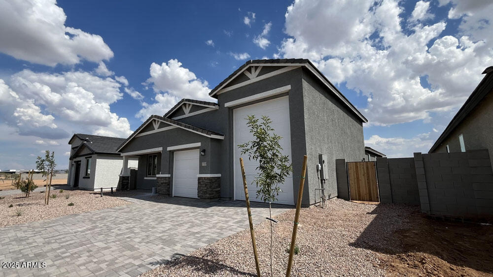 15769 W CHERYL Drive