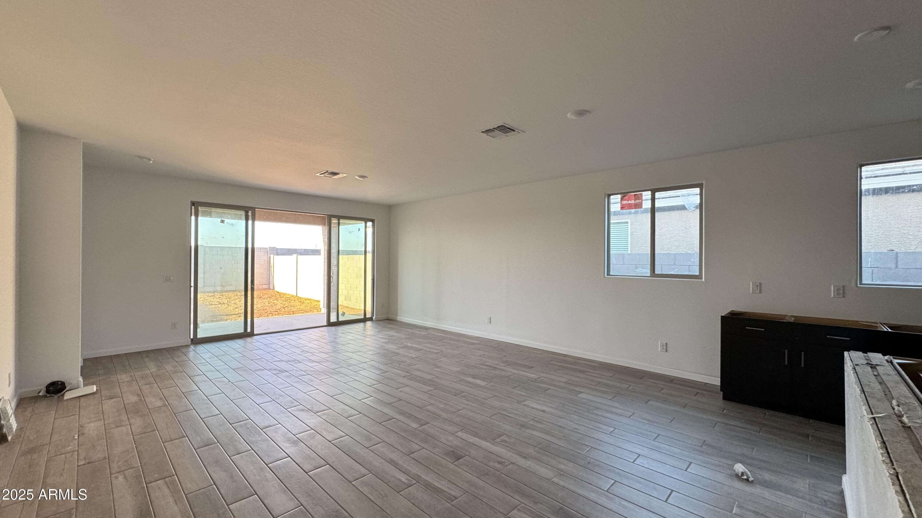 15764 W BERYL Avenue