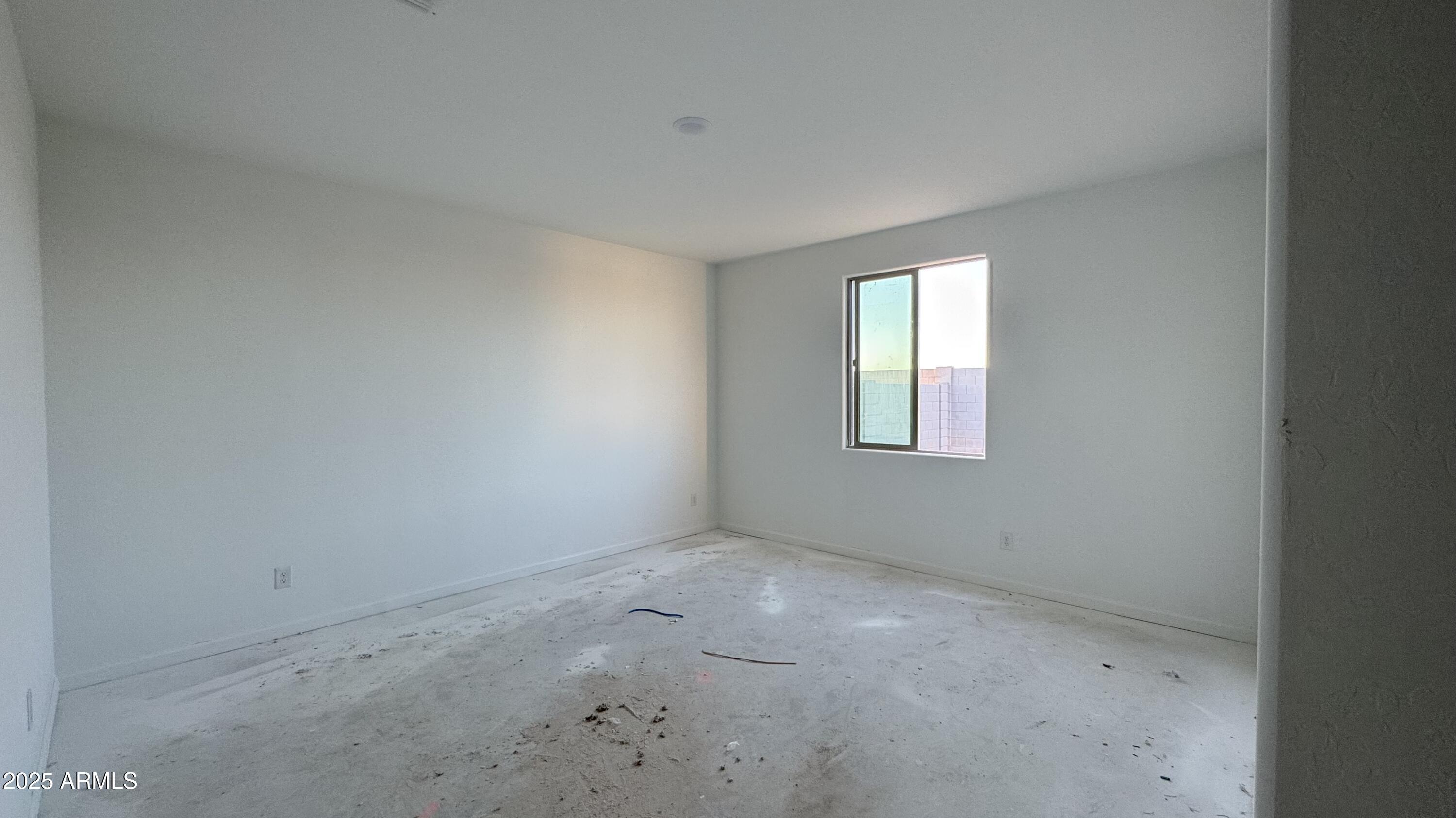 15764 W BERYL Avenue