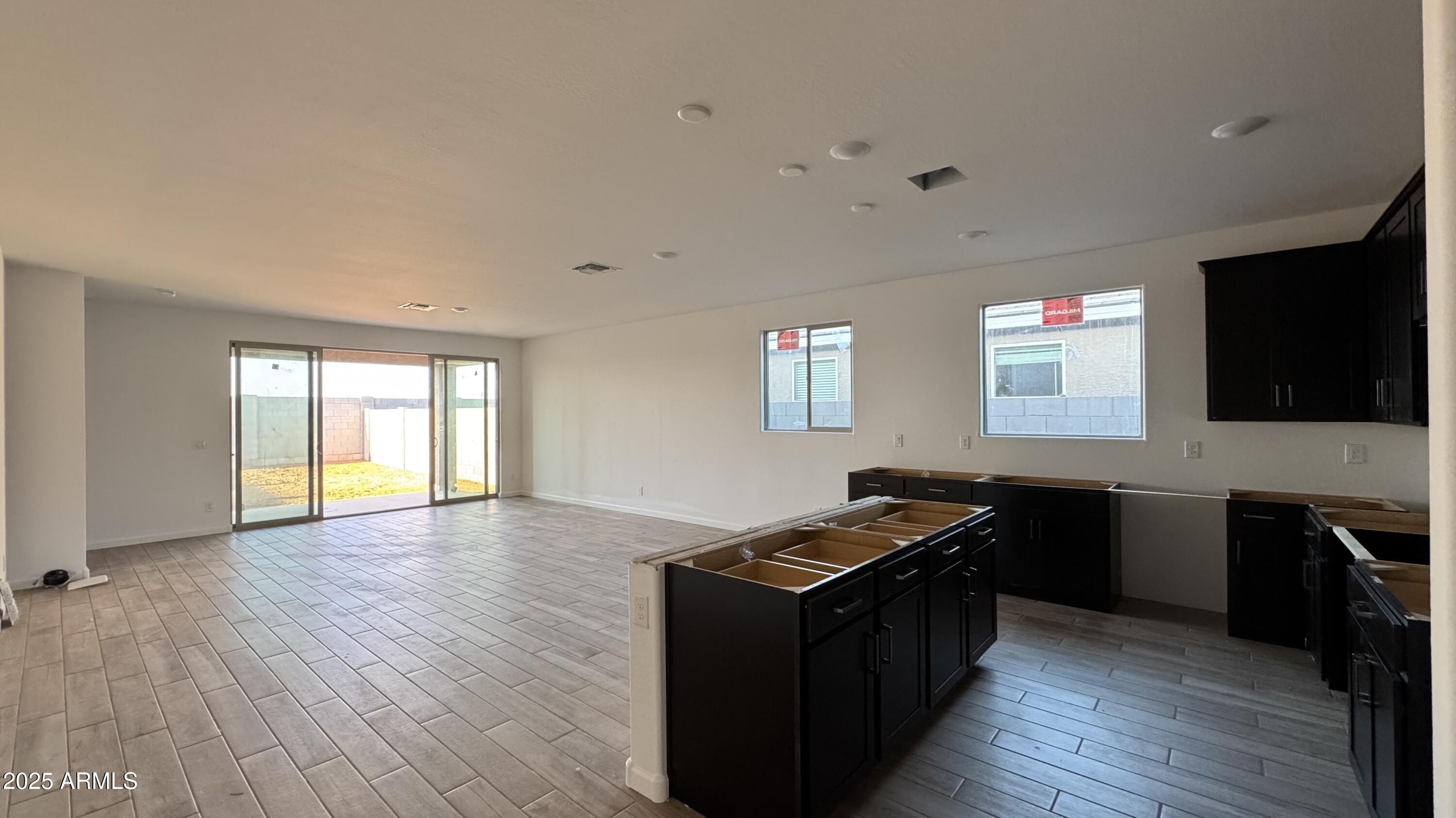 15764 W BERYL Avenue