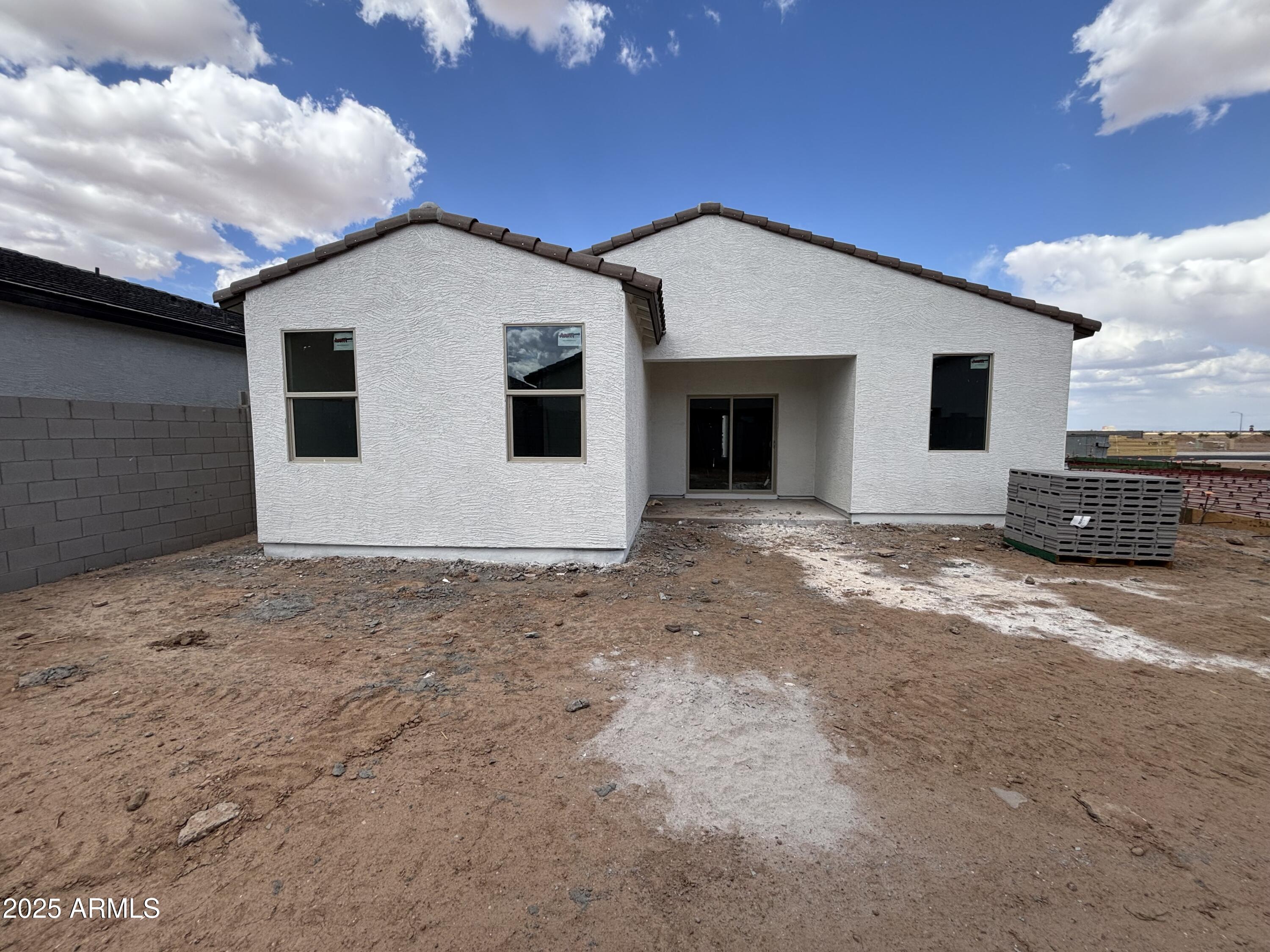 47733 W KENNER Drive