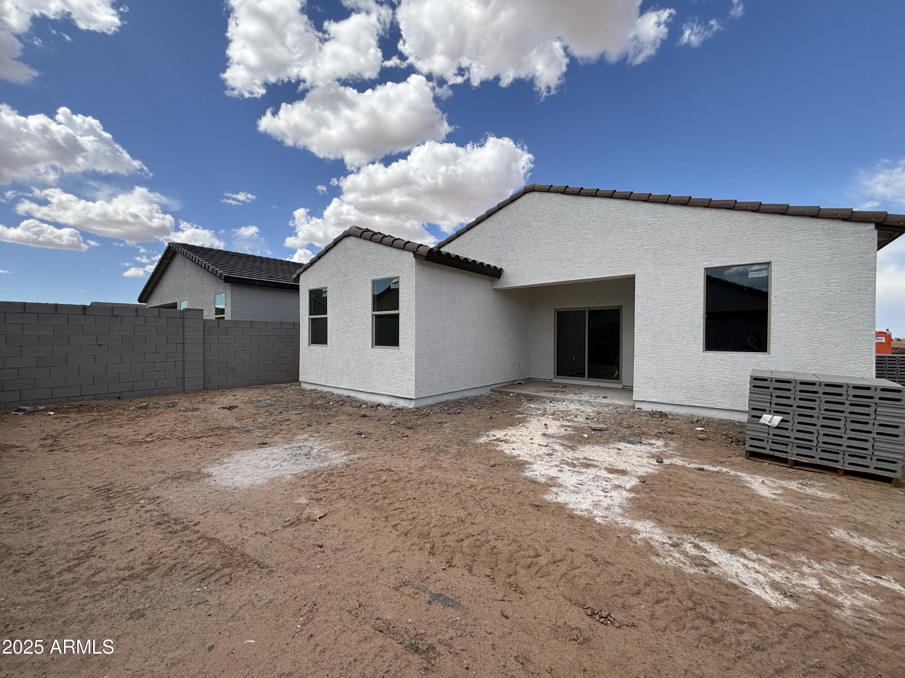 47733 W KENNER Drive