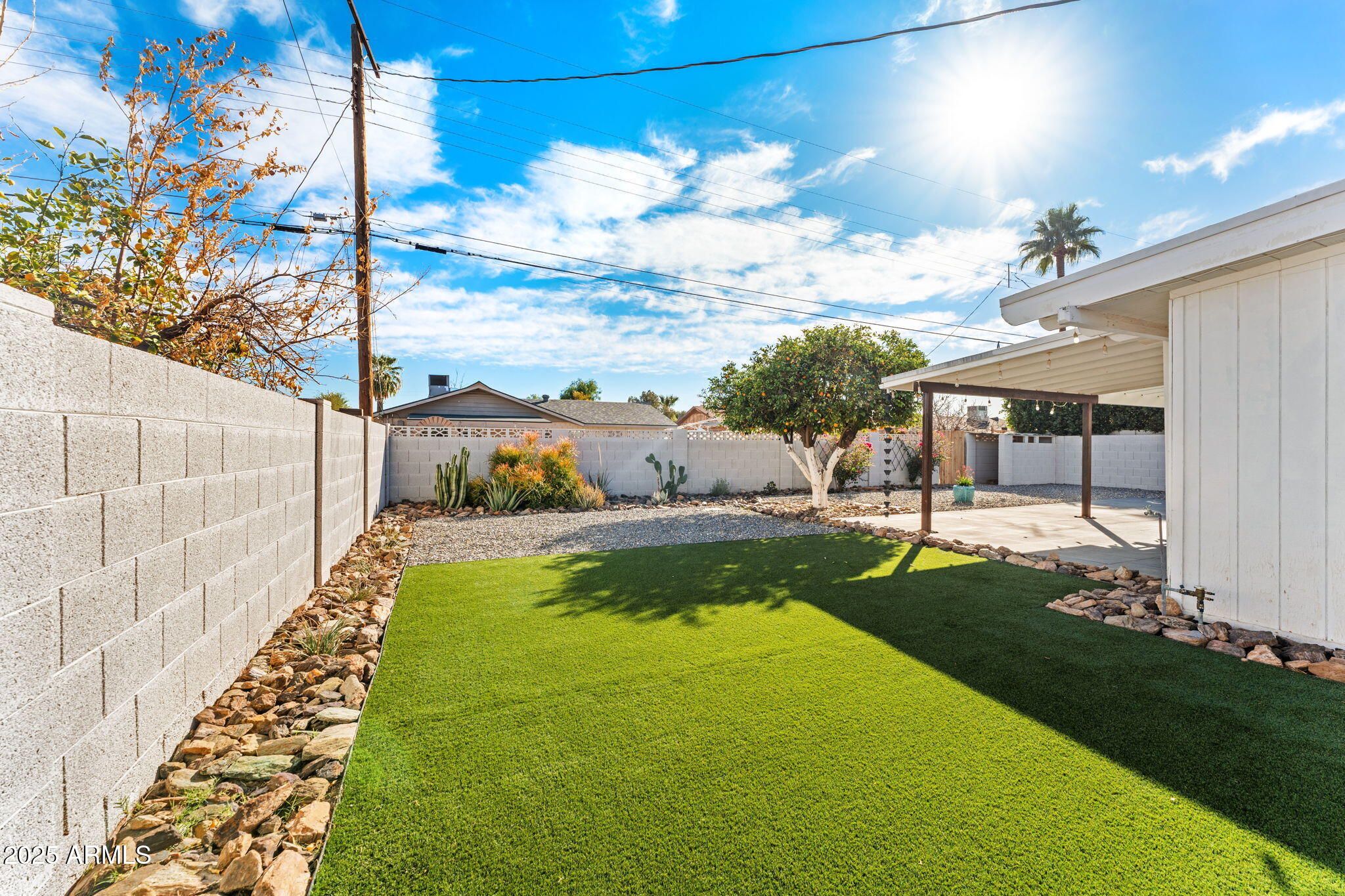 8443 E SHERIDAN Street