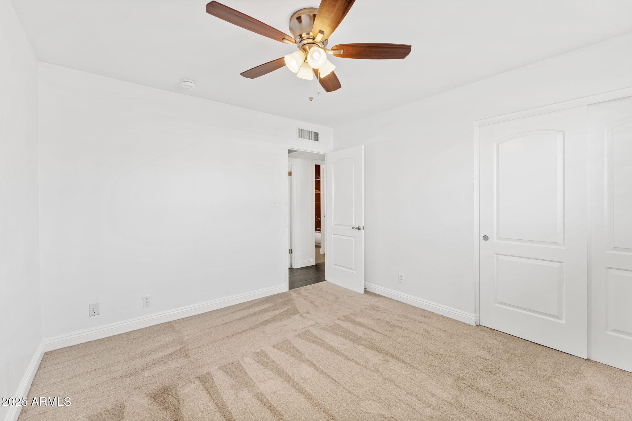 8443 E SHERIDAN Street