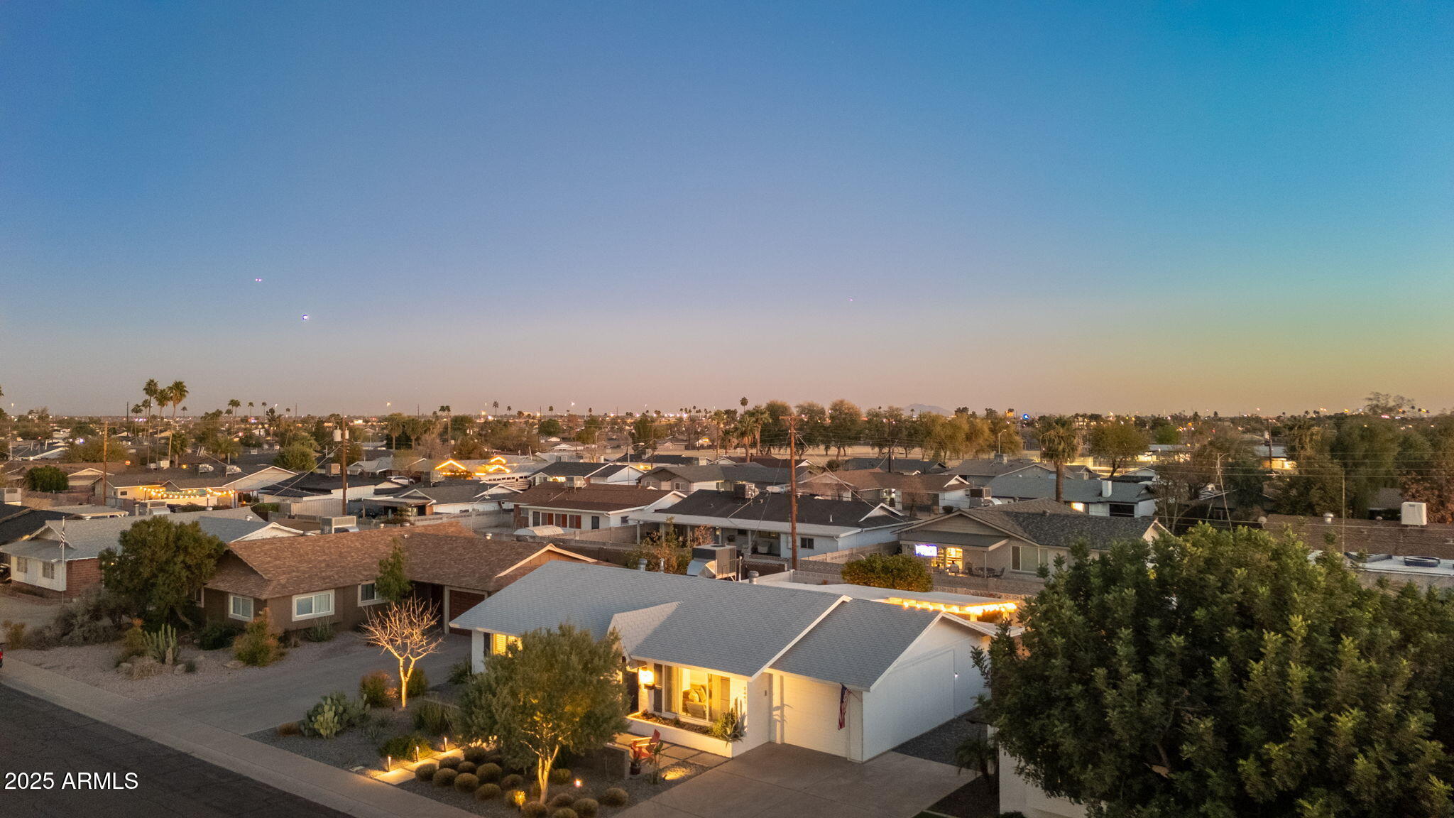 8443 E SHERIDAN Street