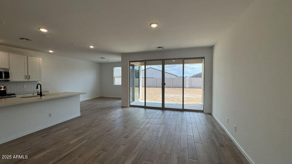 15761 W BERYL Avenue