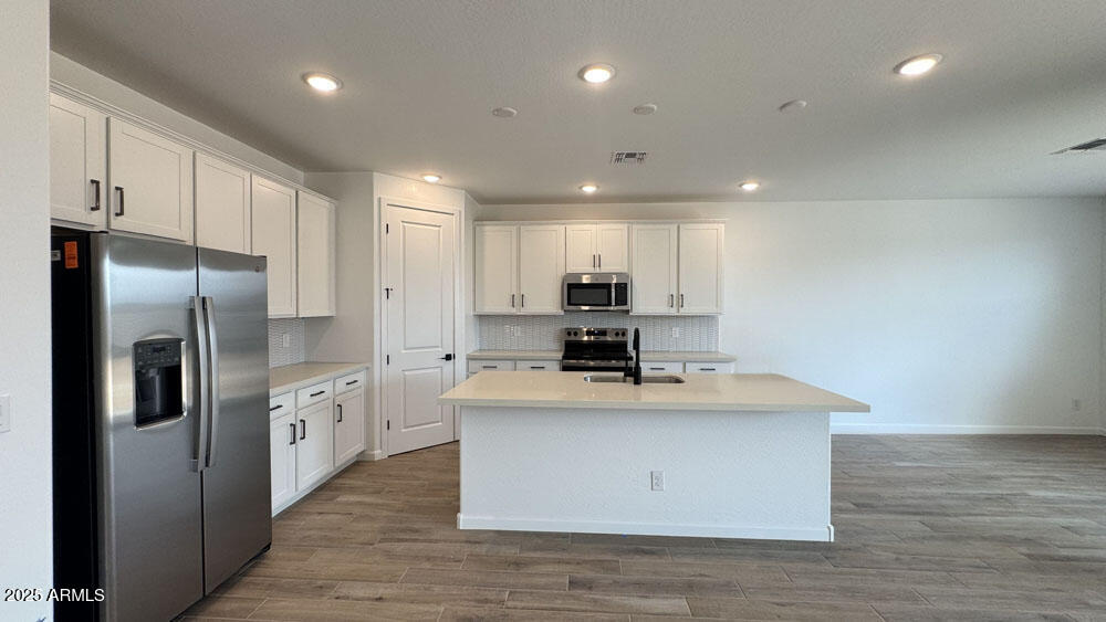 15761 W BERYL Avenue