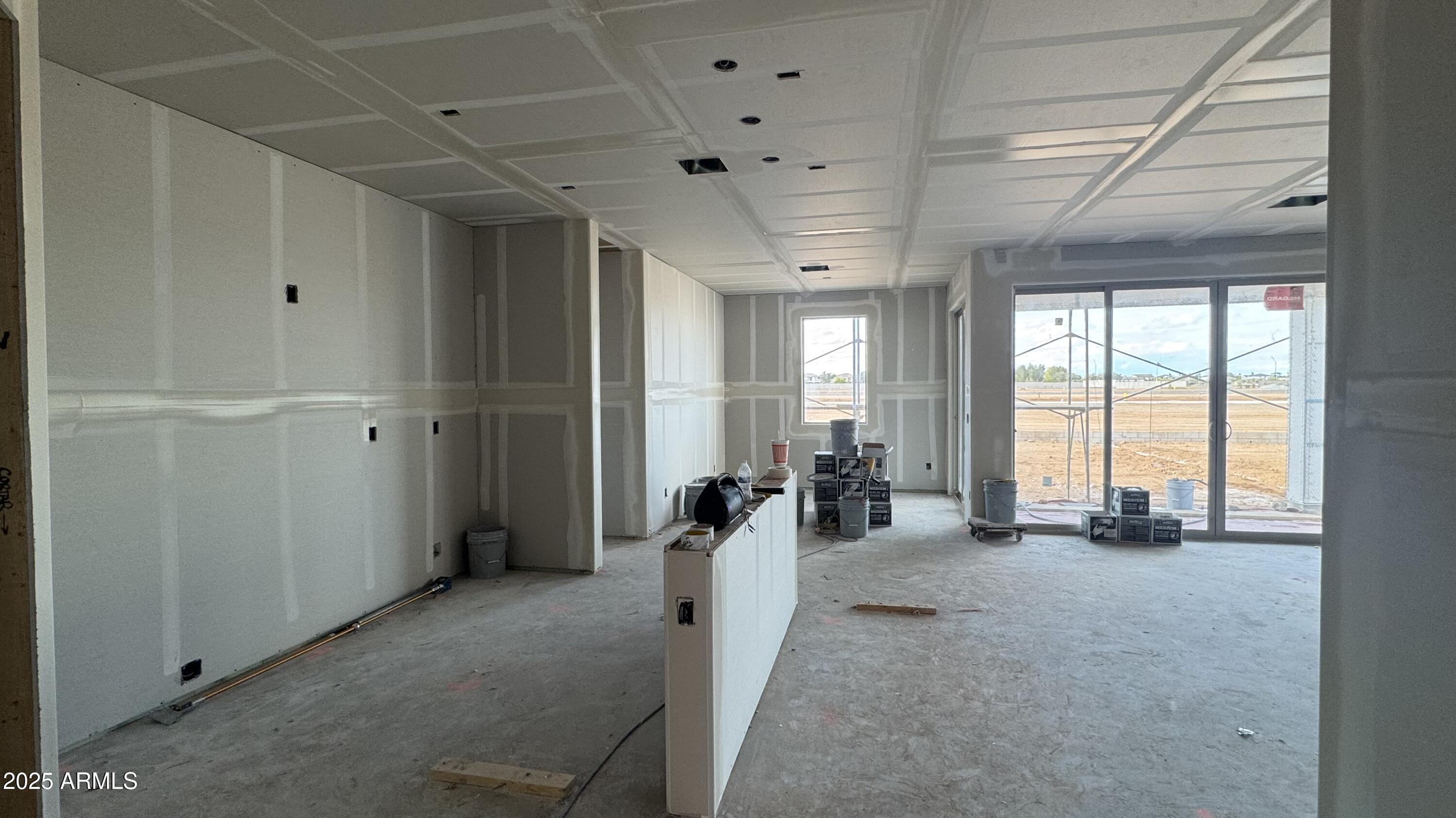 15772 W BERYL Avenue