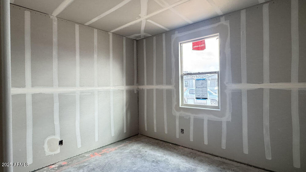 15772 W BERYL Avenue