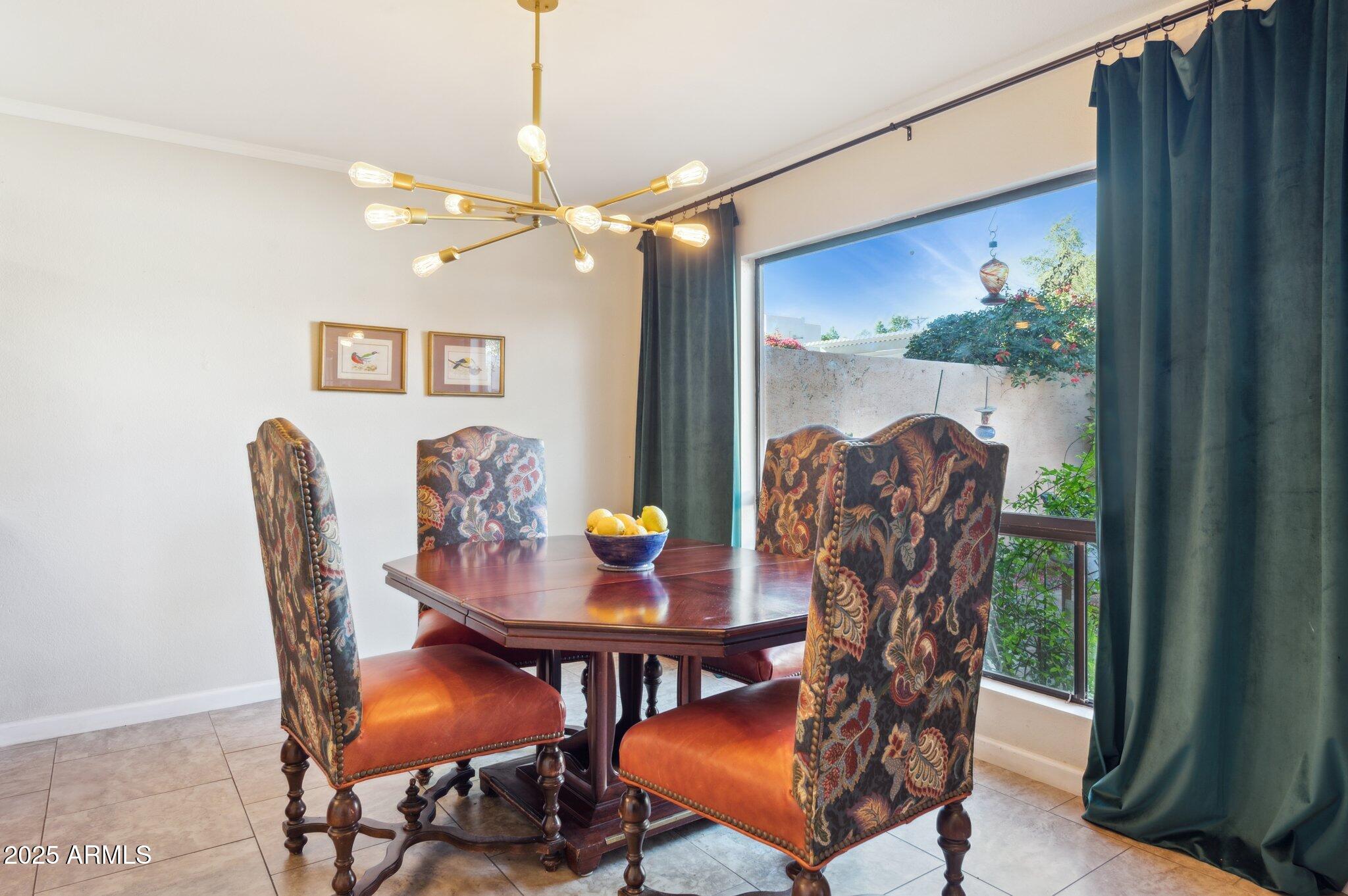 1920 E MARYLAND Avenue # 16