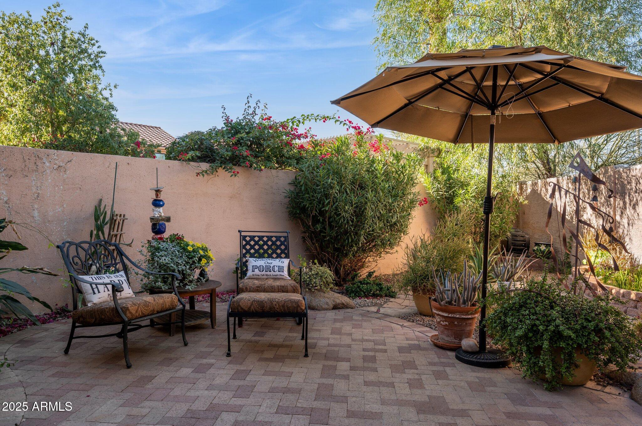 1920 E MARYLAND Avenue # 16