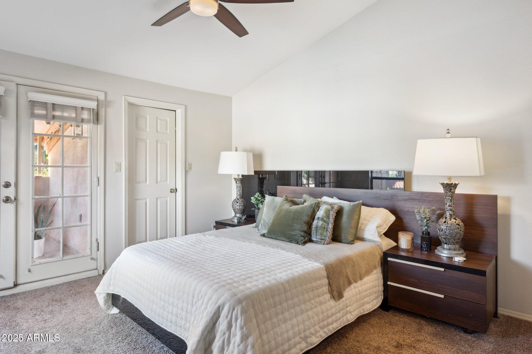 1920 E MARYLAND Avenue # 16