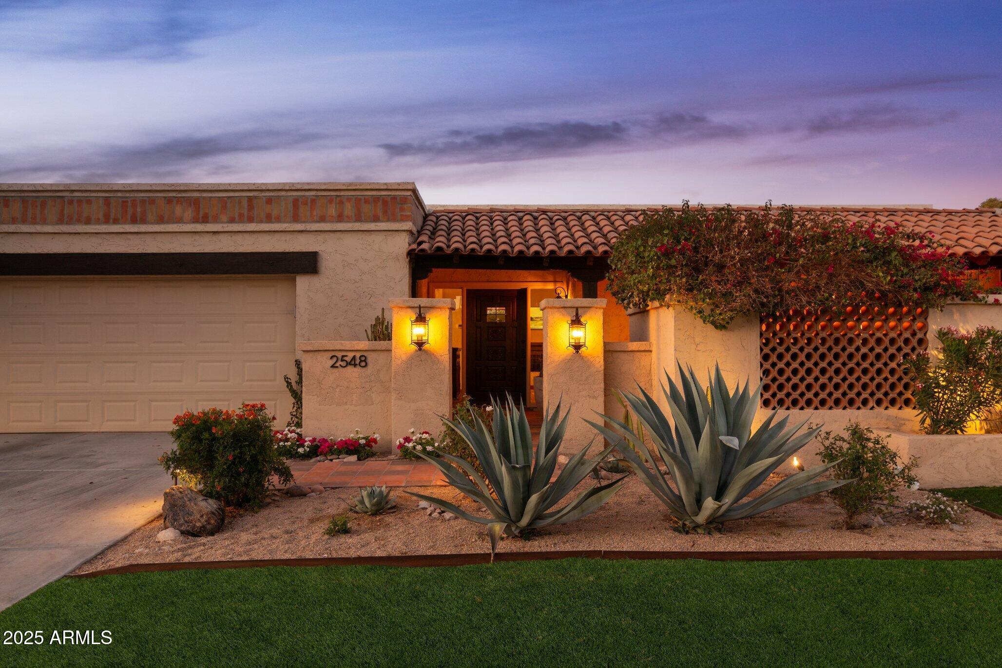 2548 E VERMONT Avenue