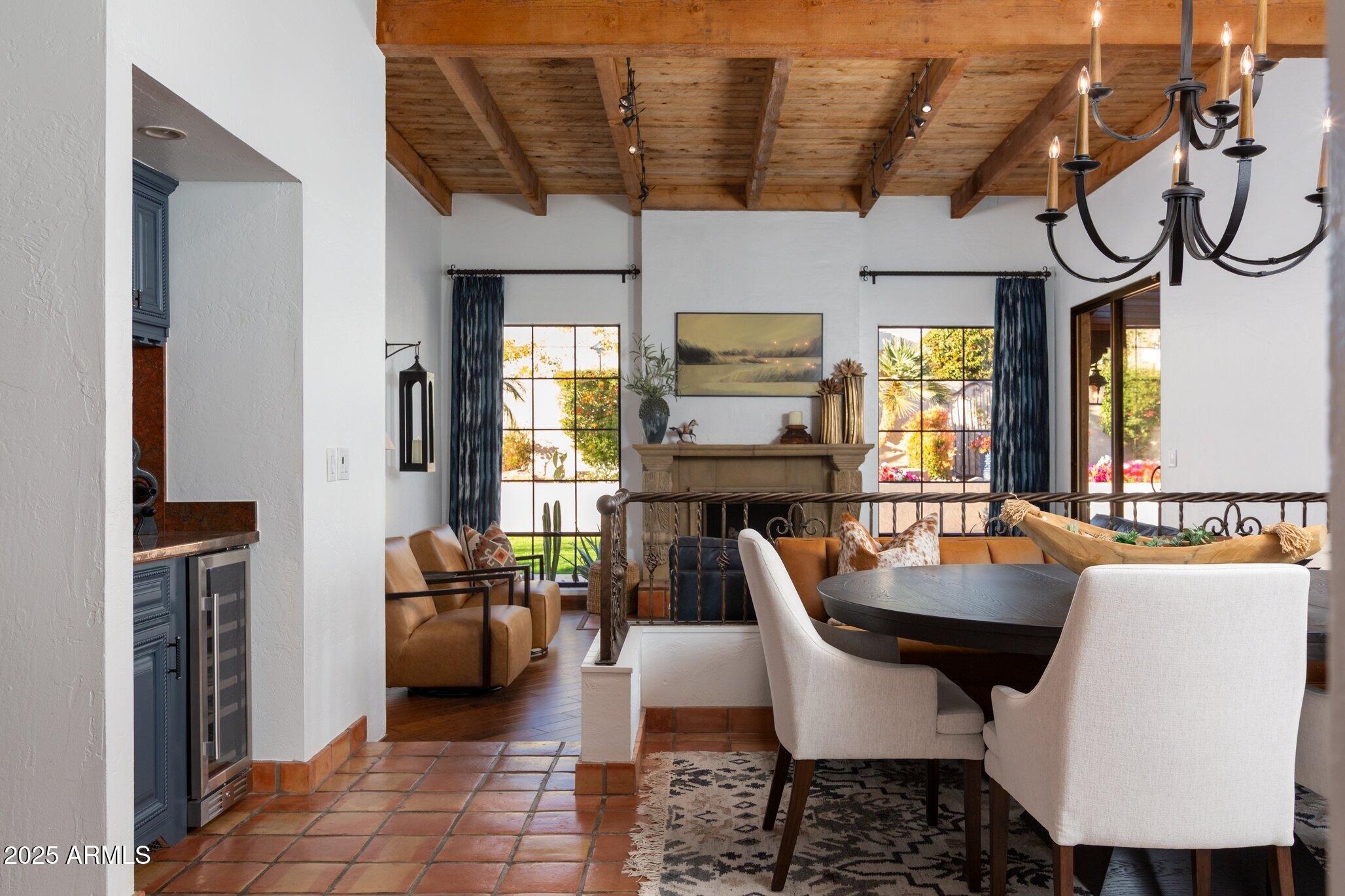 2548 E VERMONT Avenue