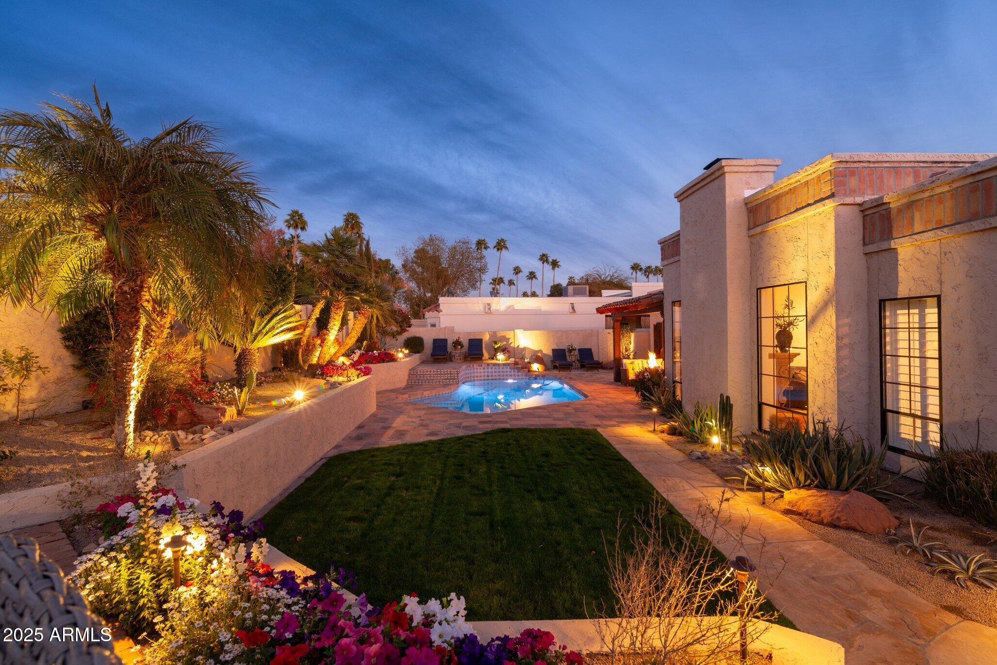 2548 E VERMONT Avenue