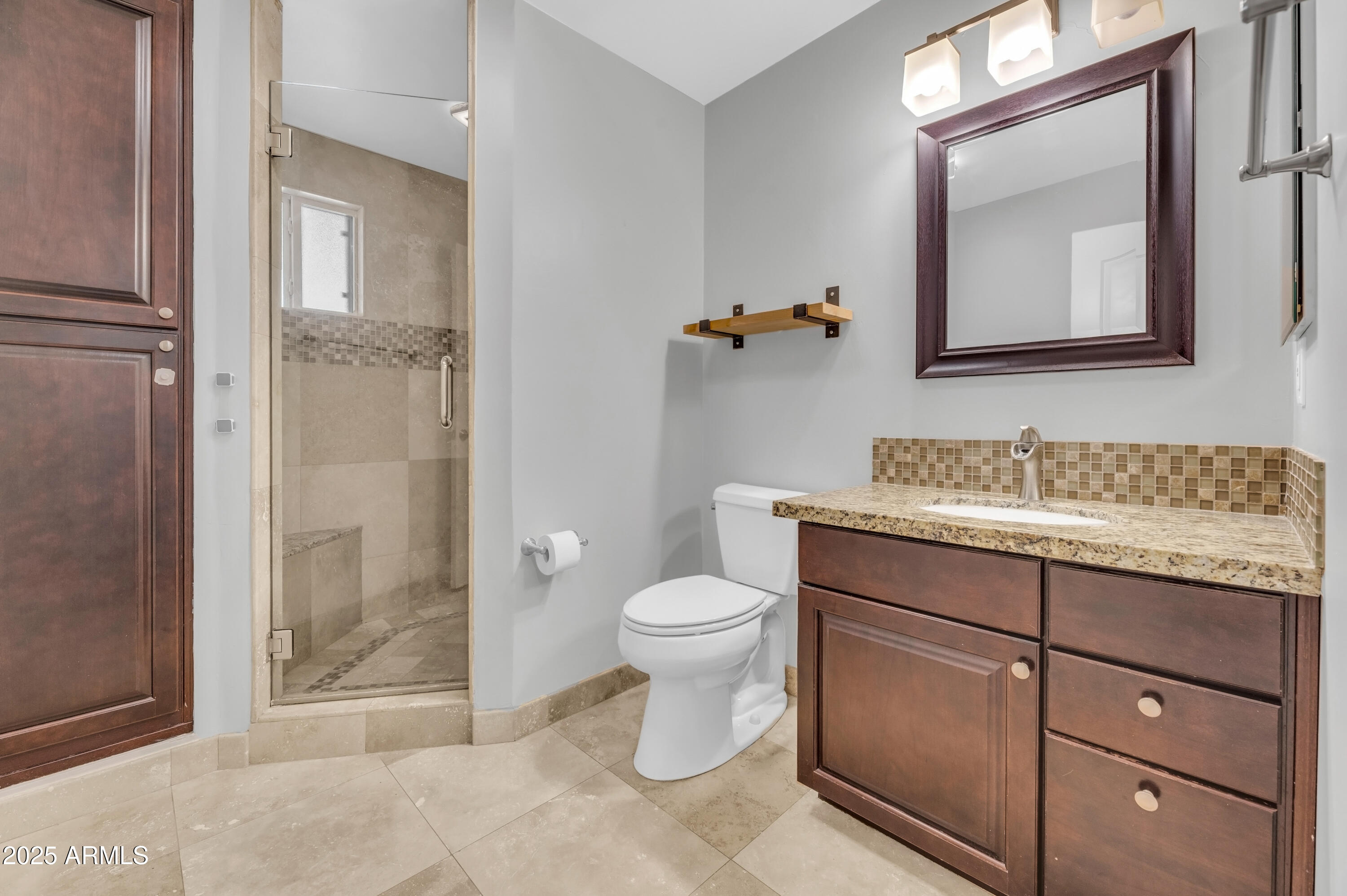 1942 E MITCHELL Drive