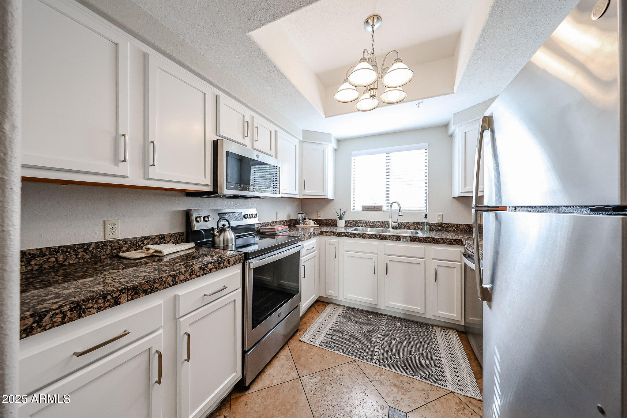 750 E NORTHERN Avenue # 1079