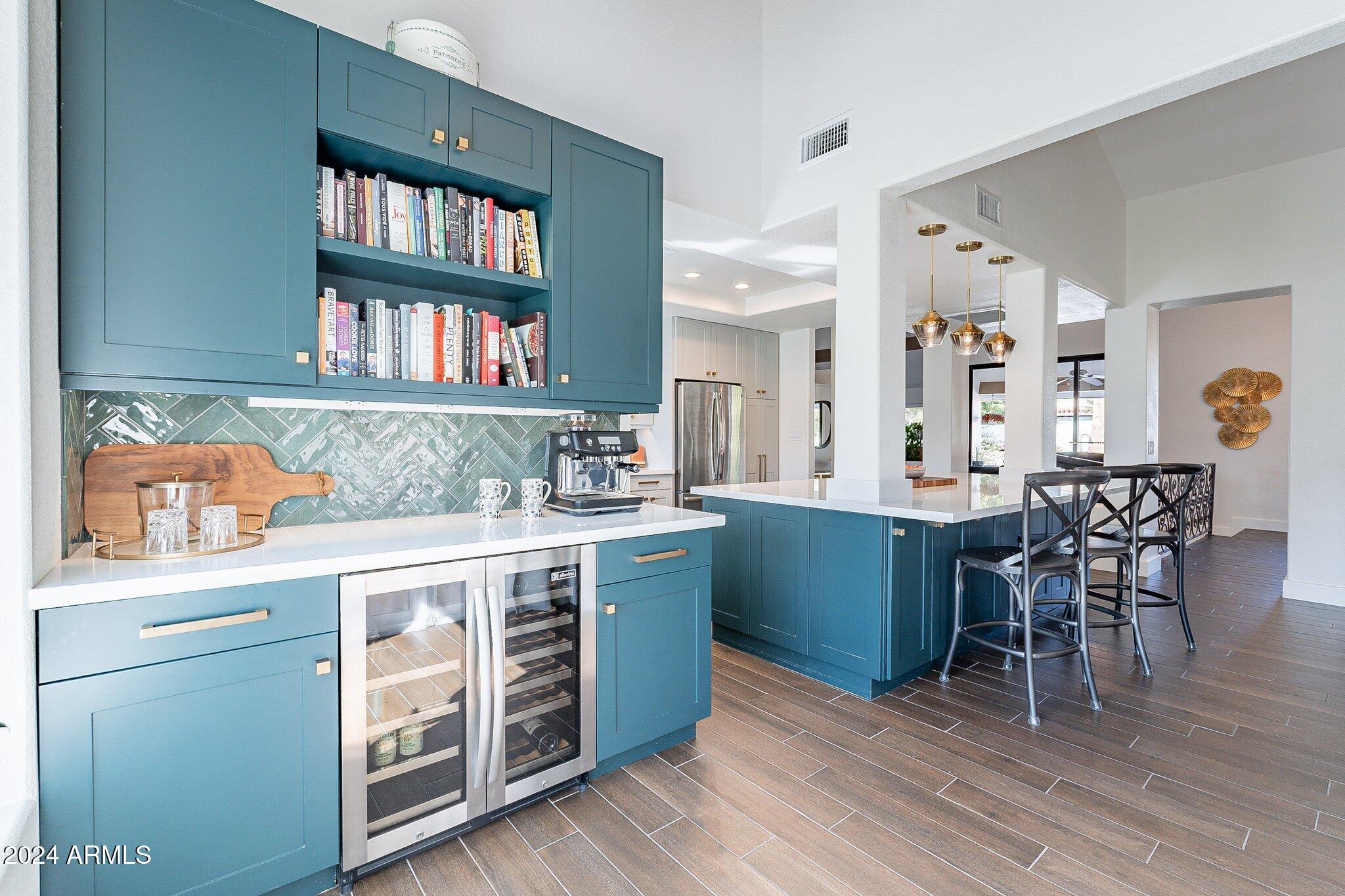 9798 E CINNABAR Avenue