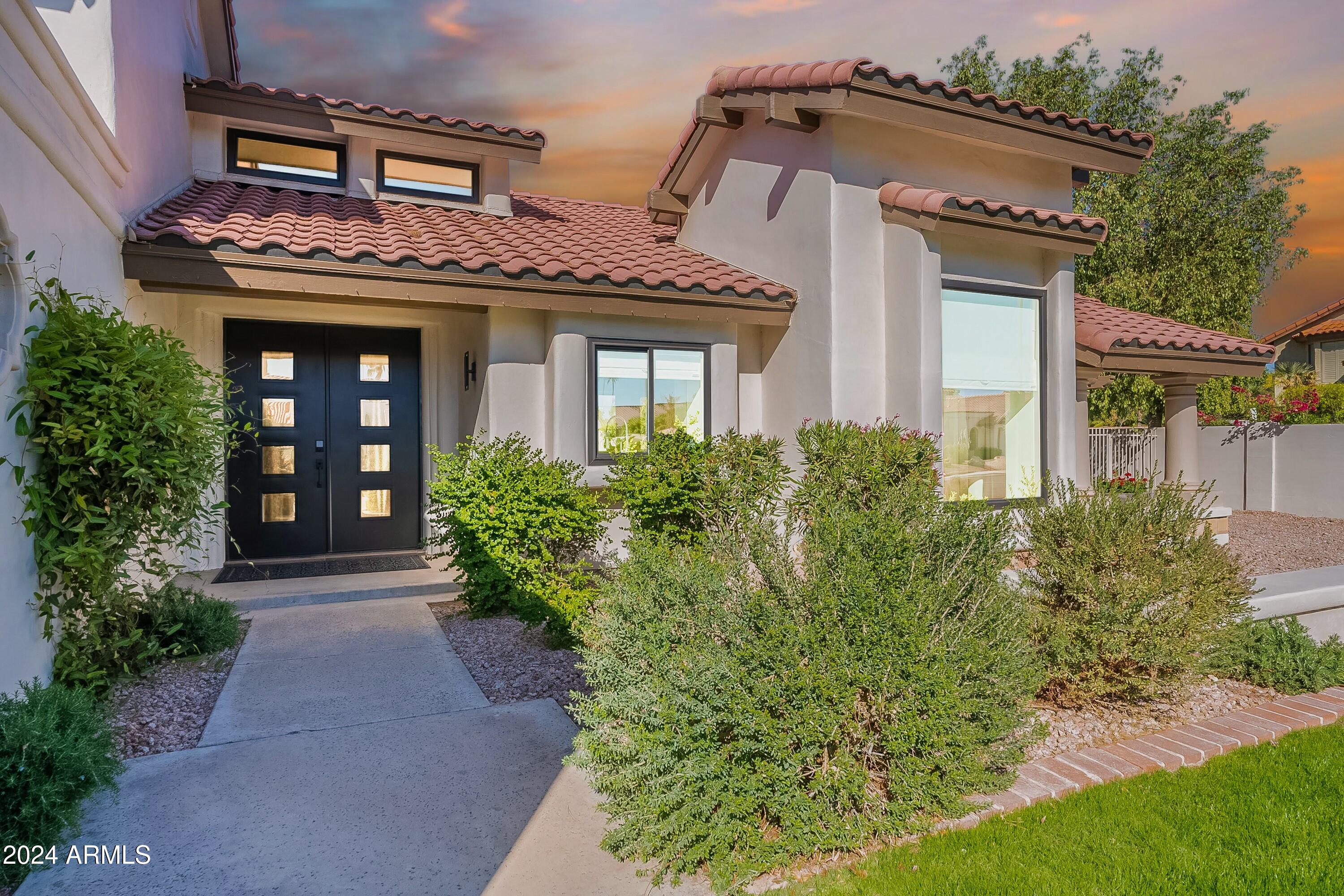 9798 E CINNABAR Avenue