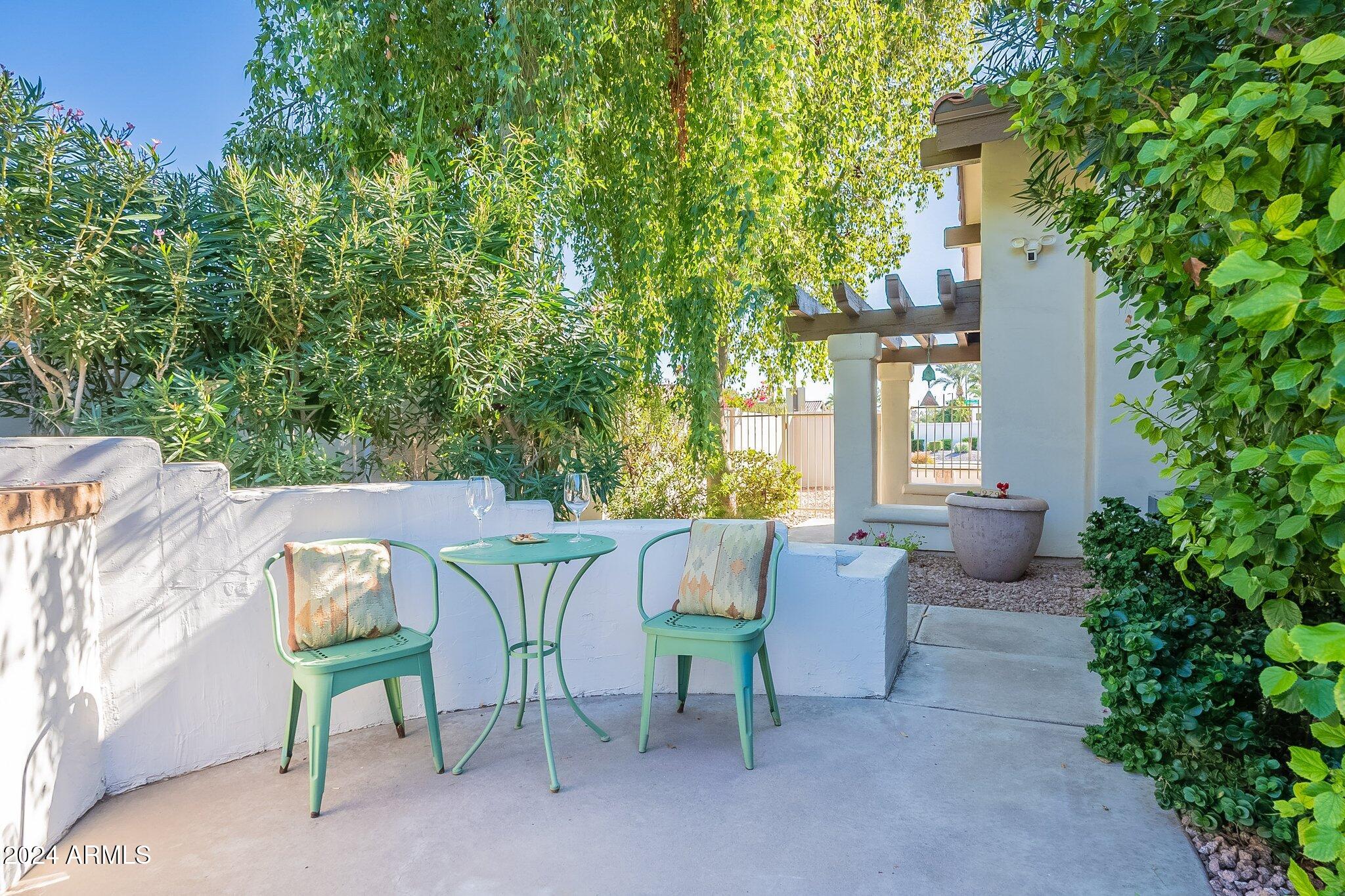 9798 E CINNABAR Avenue