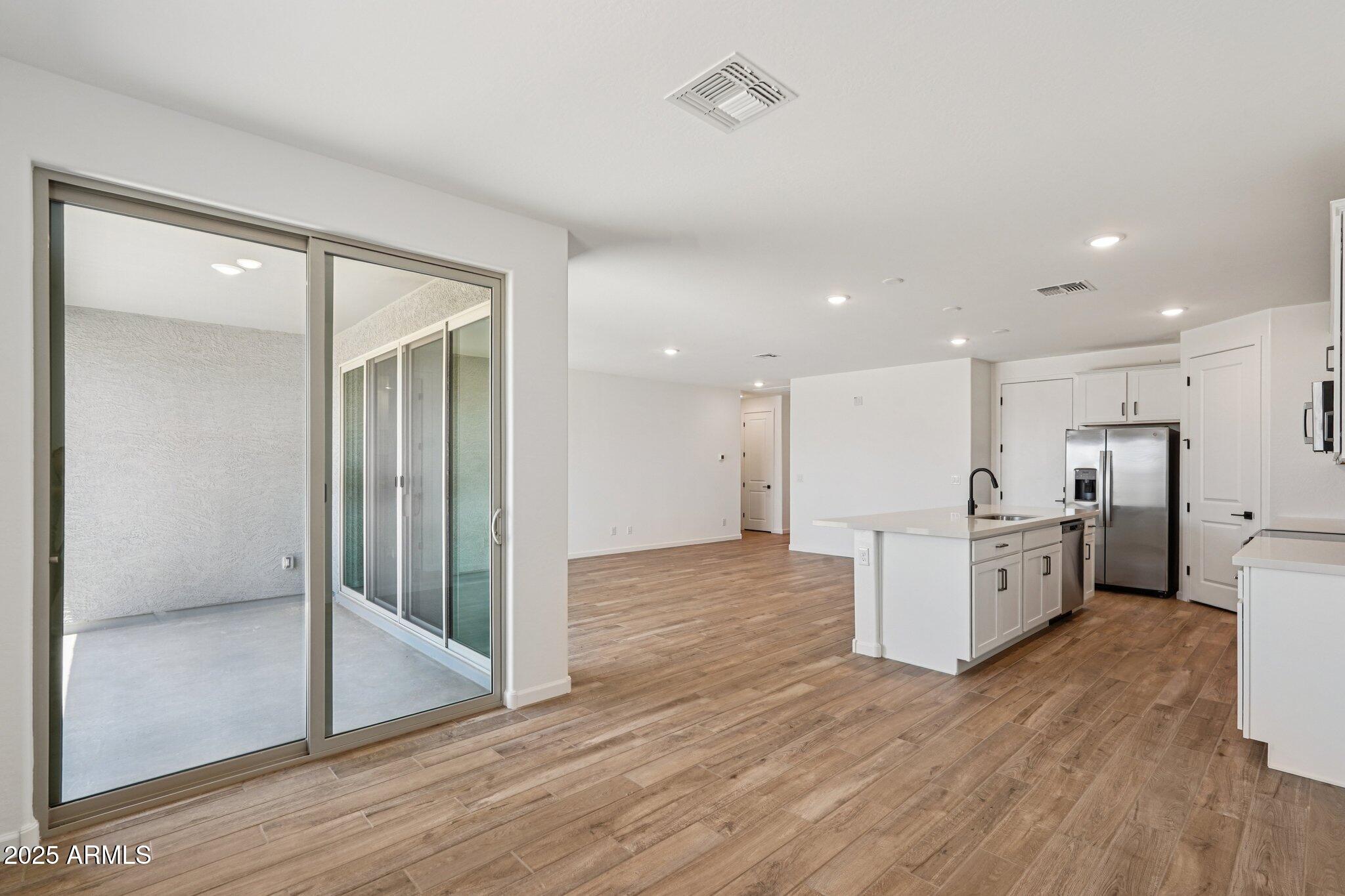 15769 W BERYL Avenue