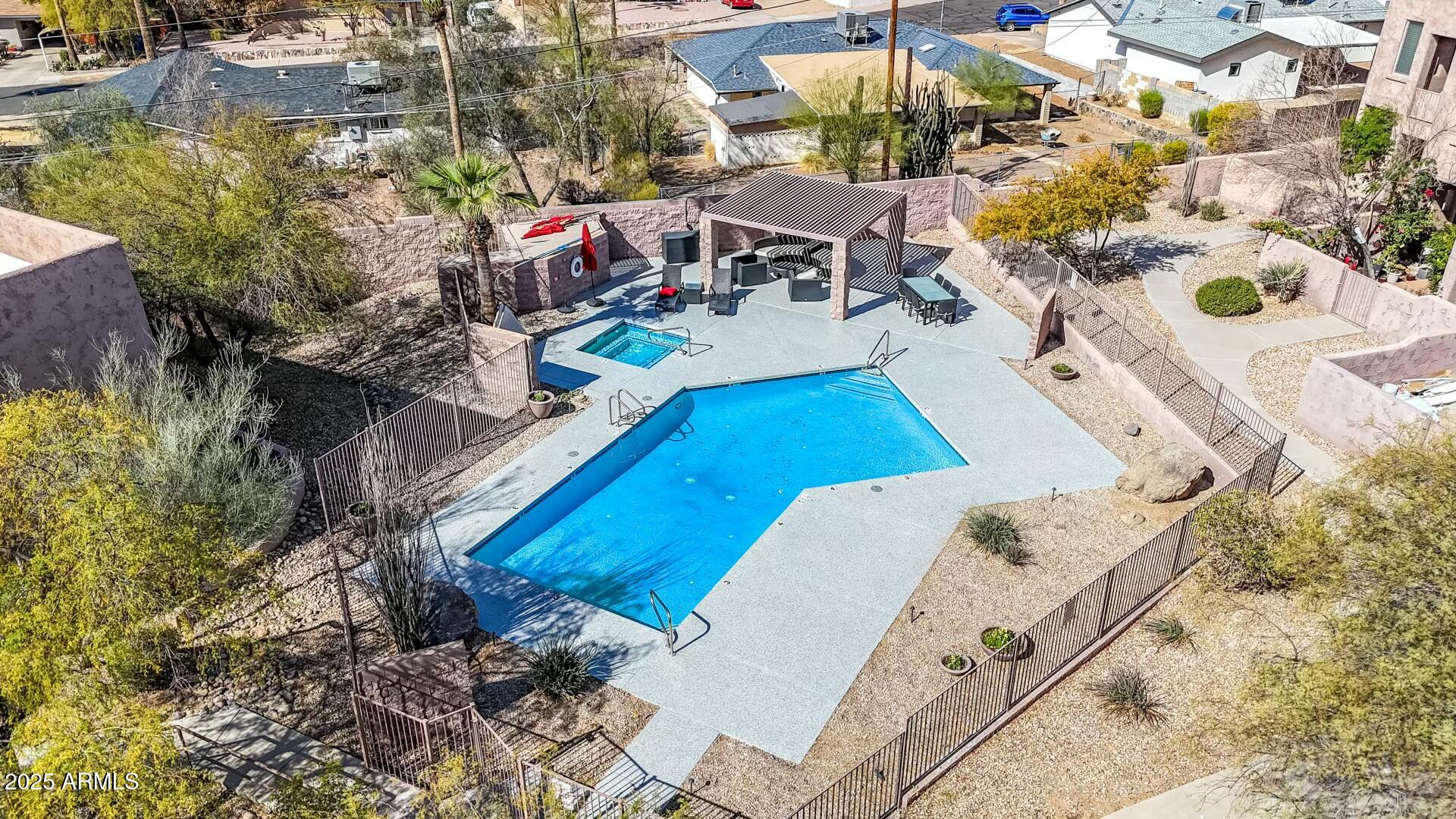9716 N 3RD Drive