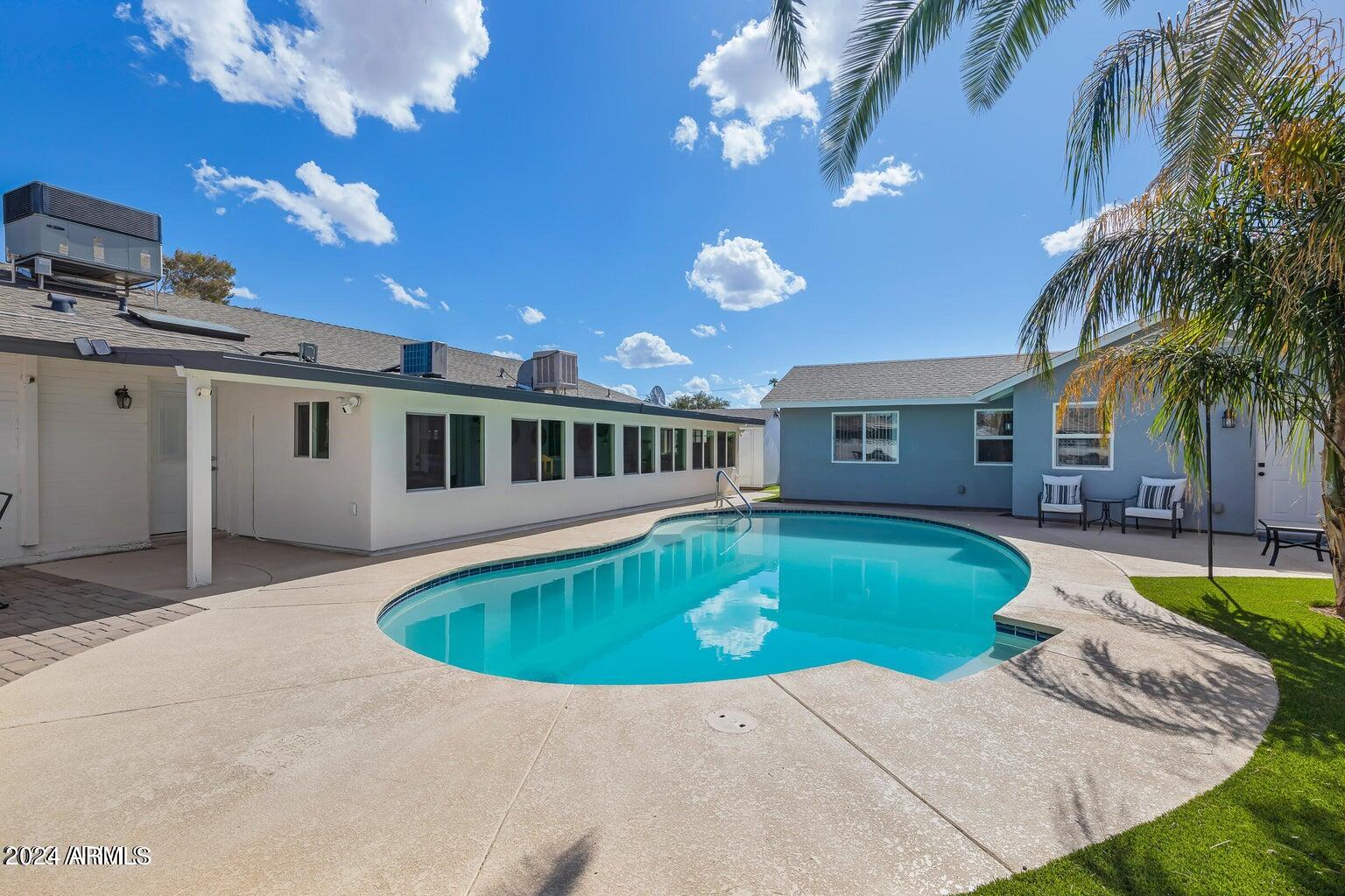 8259 E MULBERRY Lane