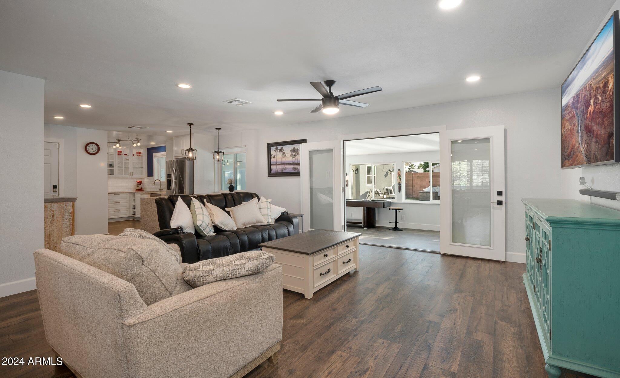 8259 E MULBERRY Lane