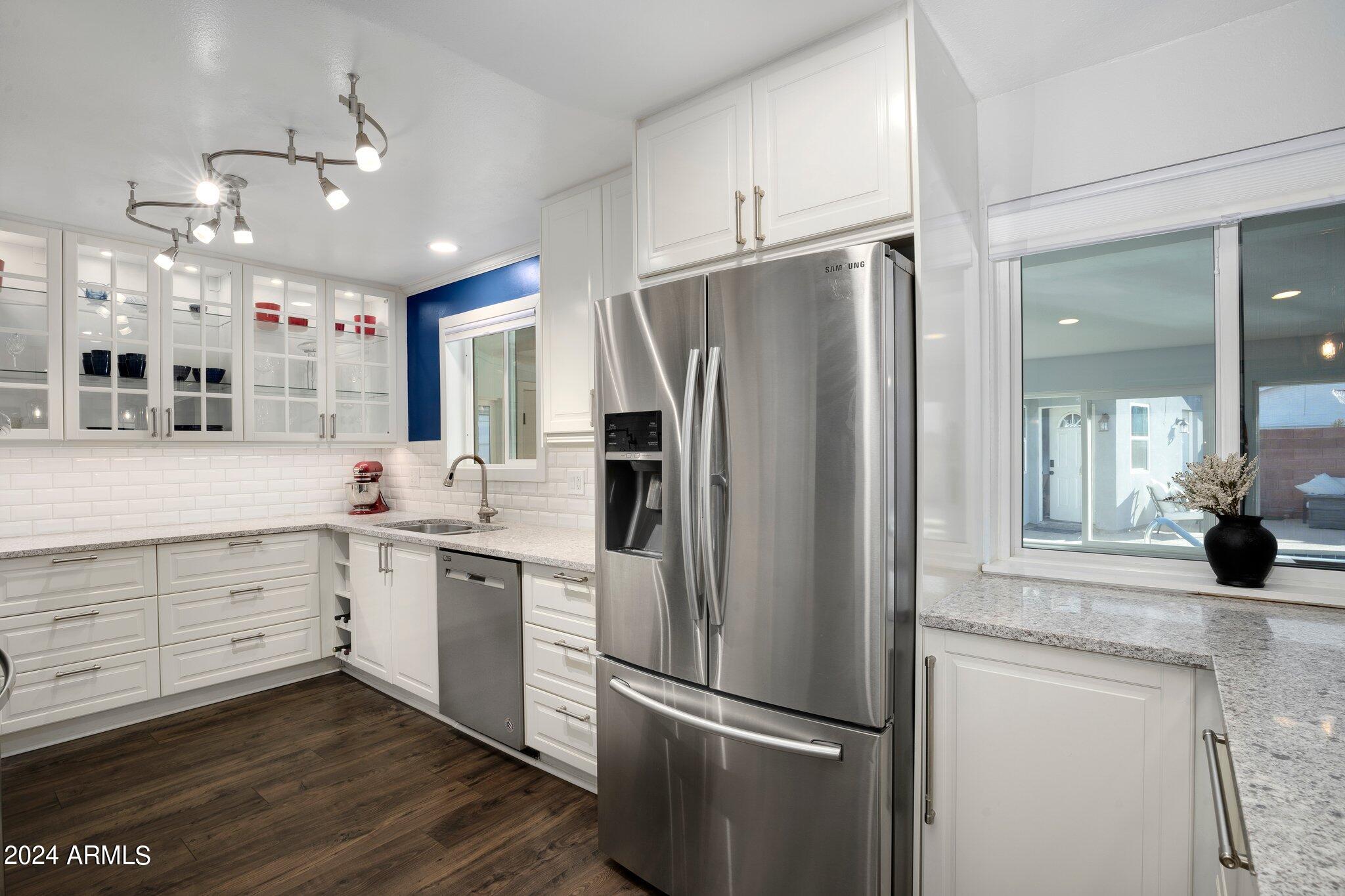 8259 E MULBERRY Lane