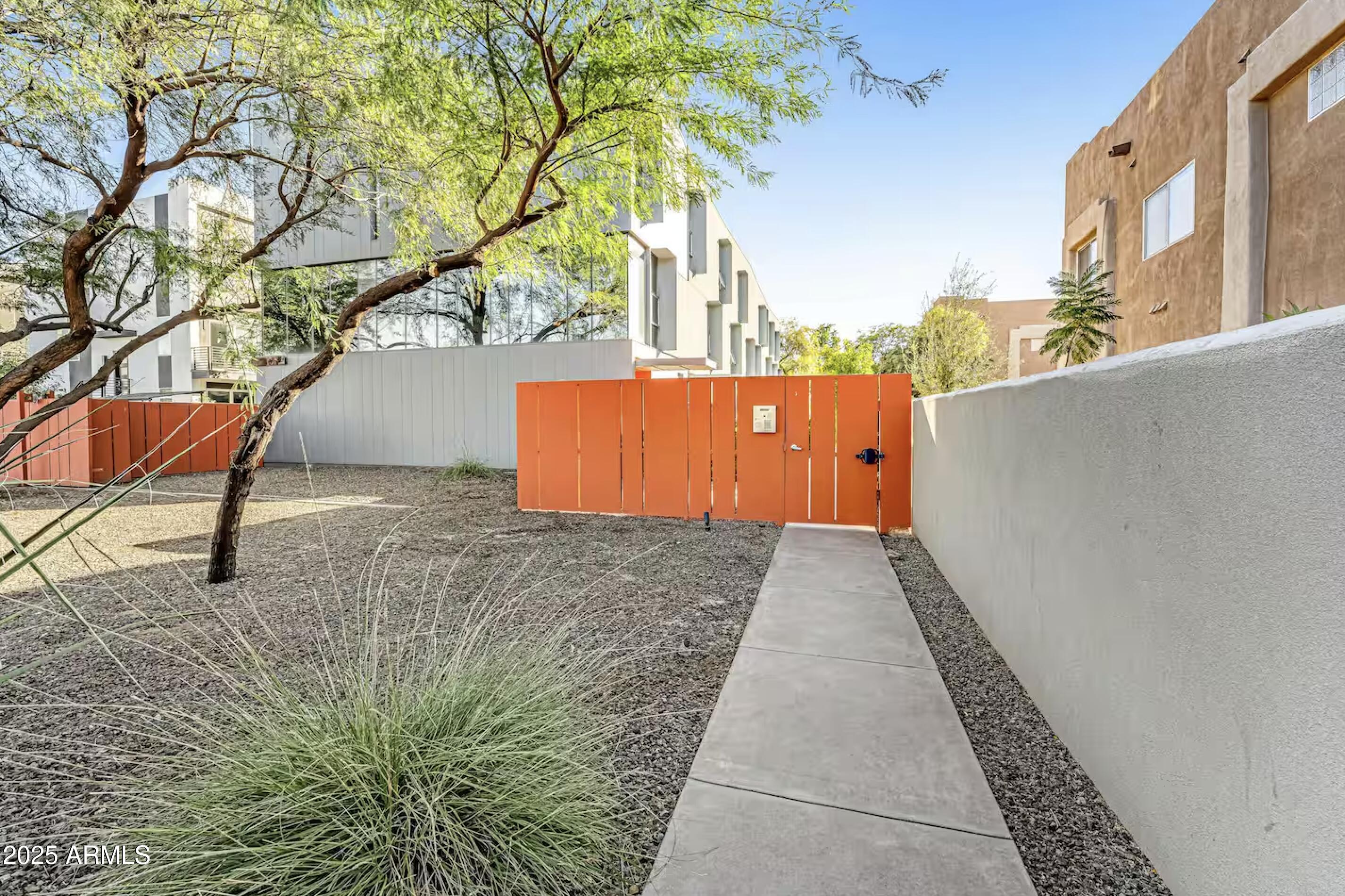 7047 E EARLL Drive # 1002