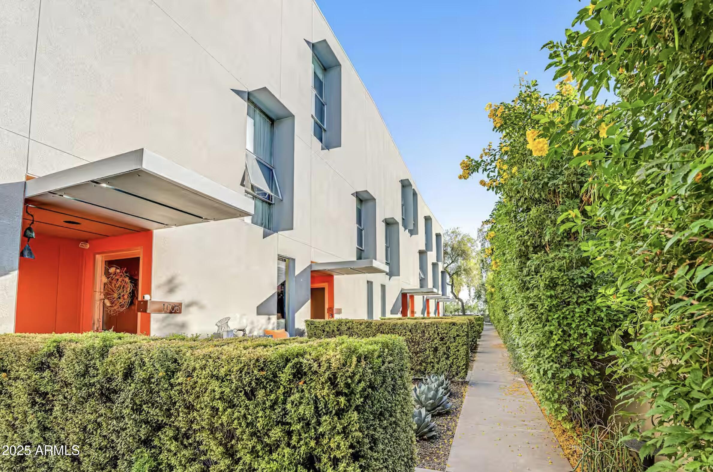 7047 E EARLL Drive # 1002