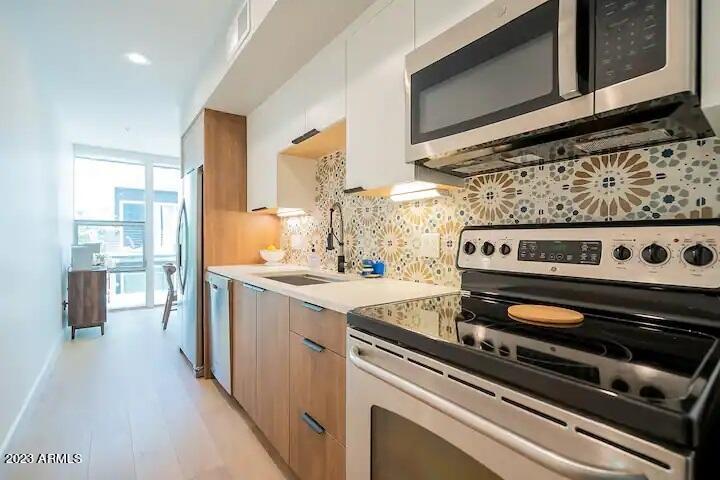 7047 E EARLL Drive # 1002